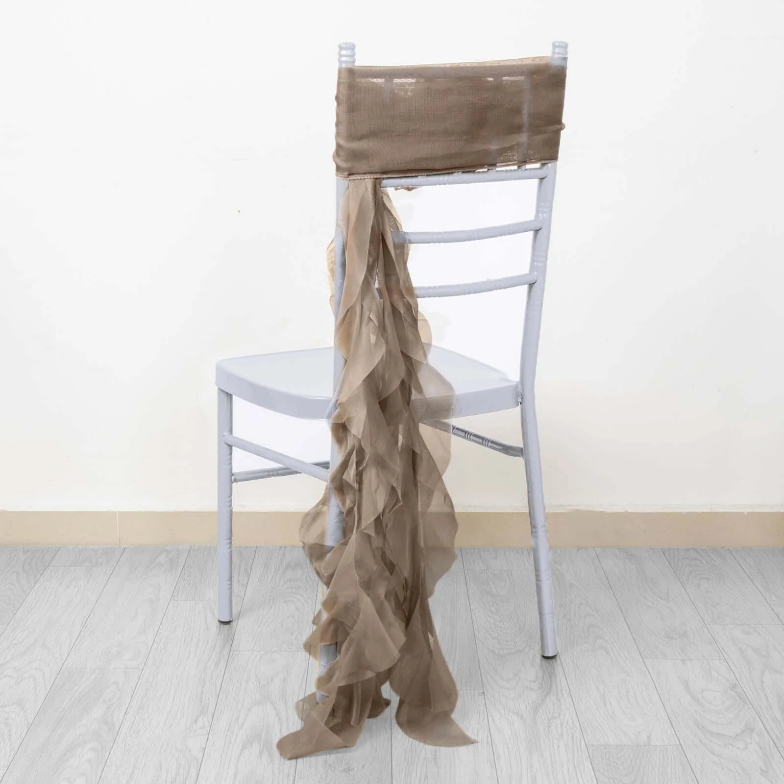 1 Set Chiffon Hoods Chair Sashes with Willow Ruffles Taupe - Graceful Decorative Accent - Image 2