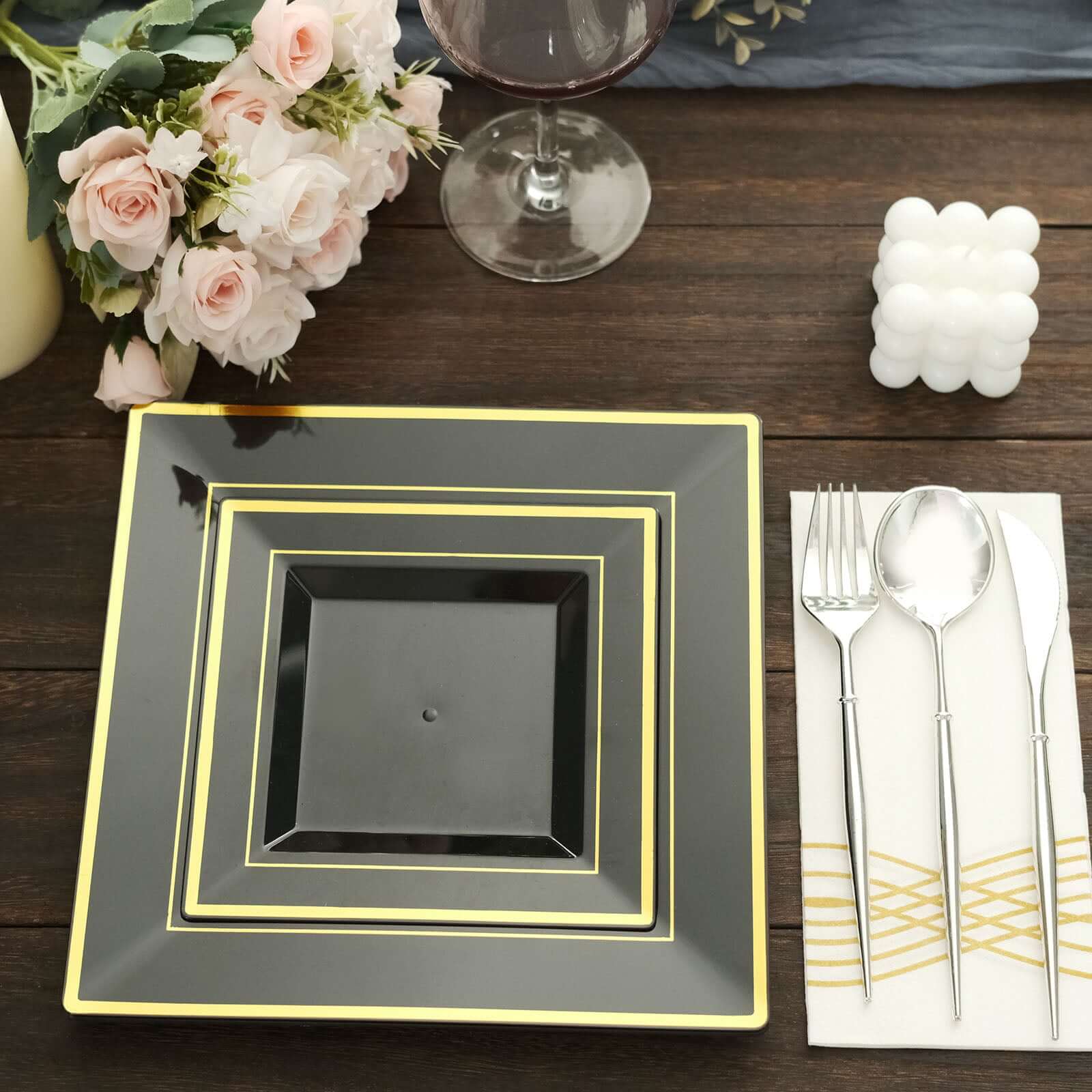 10-Pack Plastic Dinner Plates 10" Black Square with Gold Trim - Stylish Disposable Party Plates - Image 2