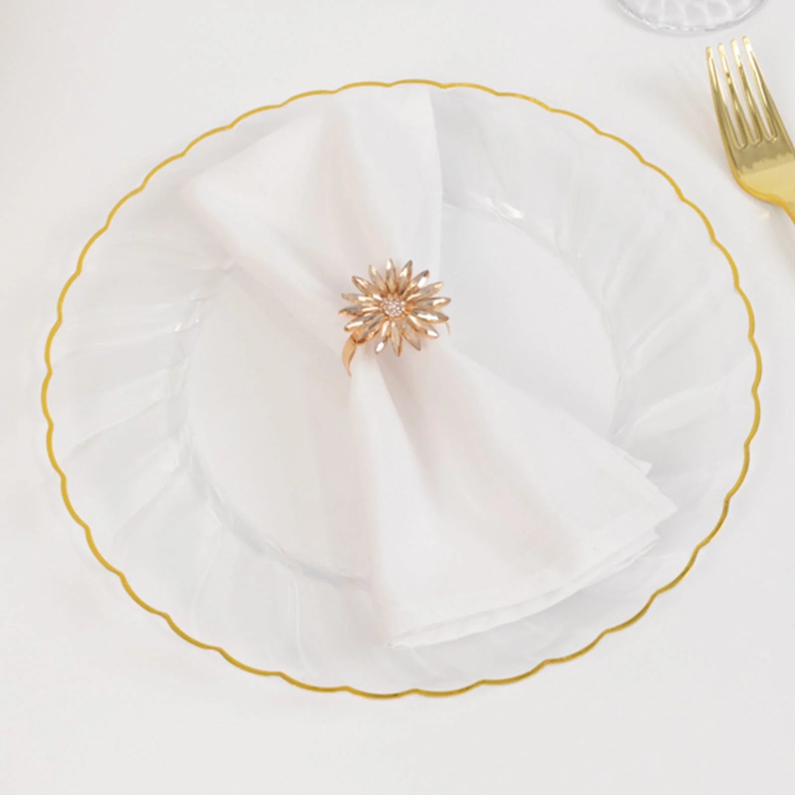 10-Pack Plastic Round Dinner Plates 10" Clear with Gold Flair Rim - Disposable Party Plates for Classy Events & Celebrations - Image 8