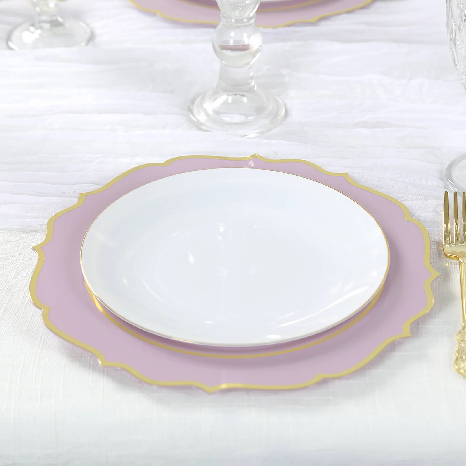 10-Pack Plastic Round Dinner Plates 10" Lavender Lilac with Gold Scalloped Rim - Disposable Party Plates - Image 2