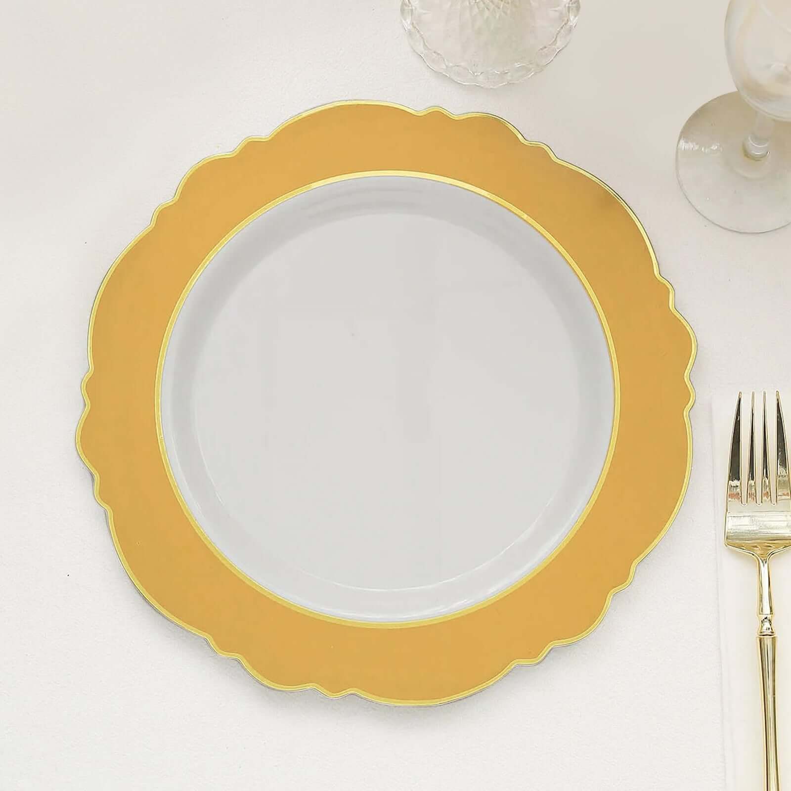 10-Pack Plastic Round Dinner Plates 10" White with Gold Blossom Design & Gold Edging - Disposable Party Plates for Modern & Sophisticated Tablescape