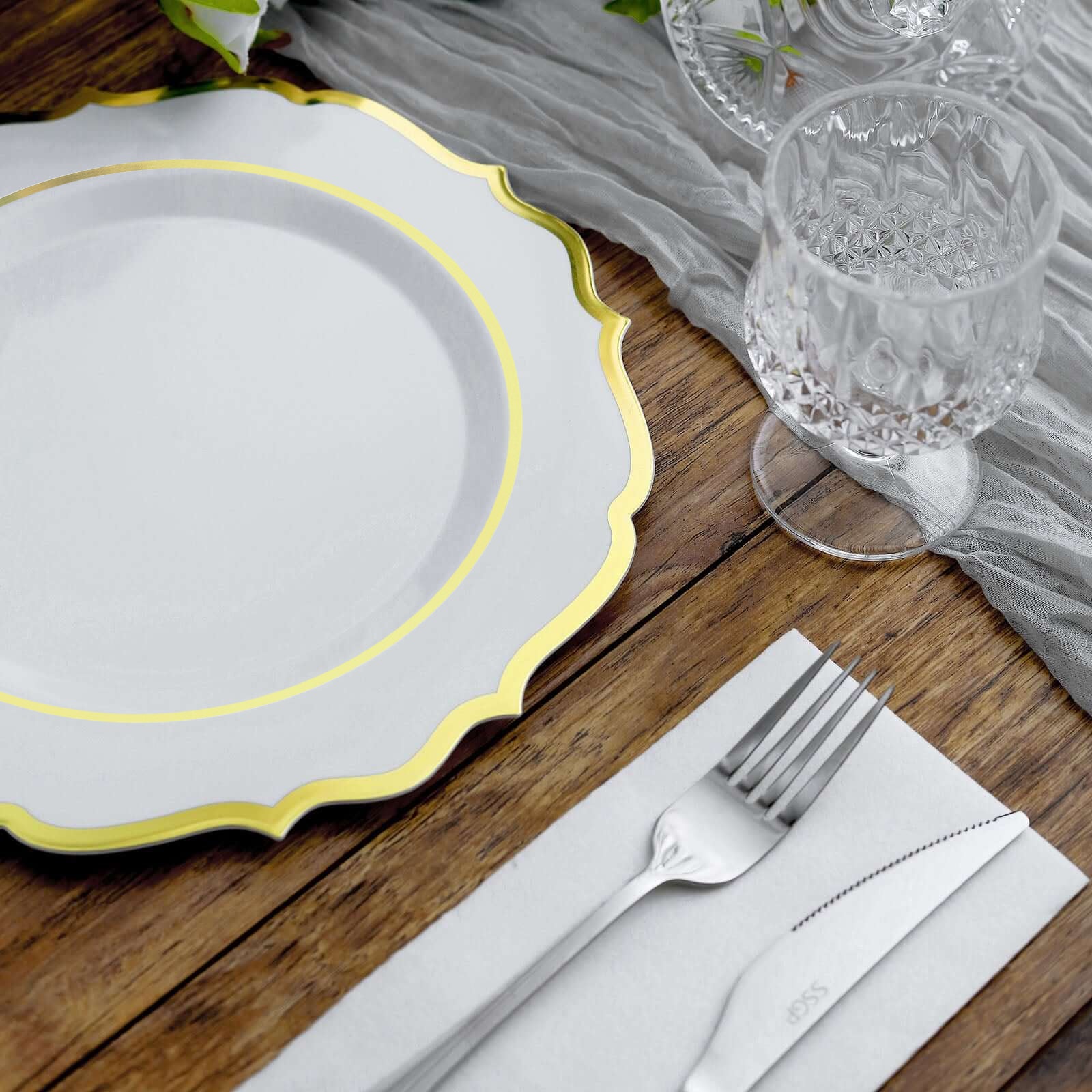 10-Pack Plastic Round Dinner Plates 10" White with Gold Scalloped Rim - Disposable Party Plates for Stylish Weddings & Celebrations - Image 6