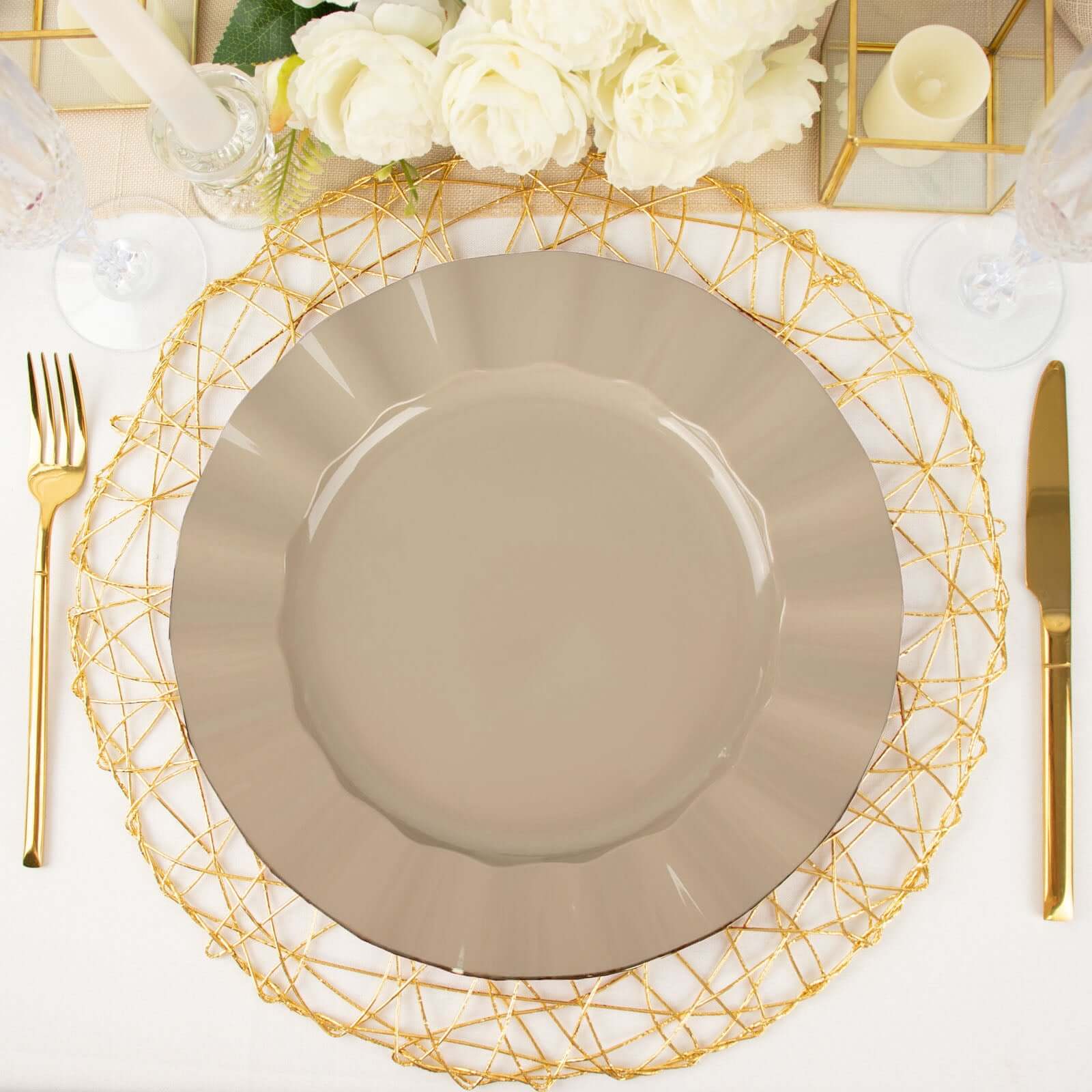 10-Pack Plastic Round Dinner Plates 11" Taupe Ruffled Rim with Gold Edging - Heavy Duty Disposable Dinnerware - Image 5