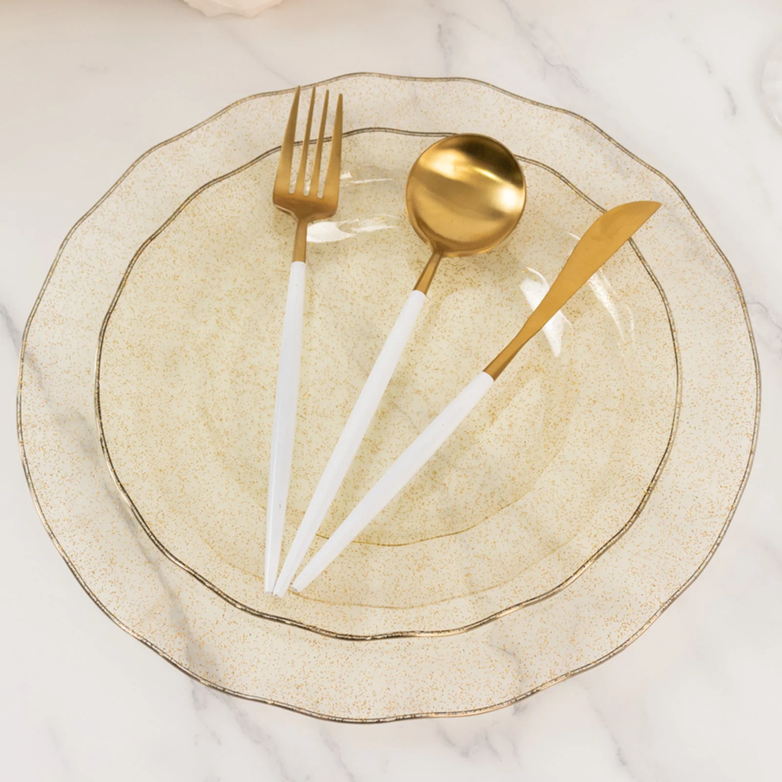 10-Pack Plastic Round Dinner Plates 9" Gold Glitter with Ruffled Rim - Transparent Heavy Duty Disposable Dinnerware - Image 7