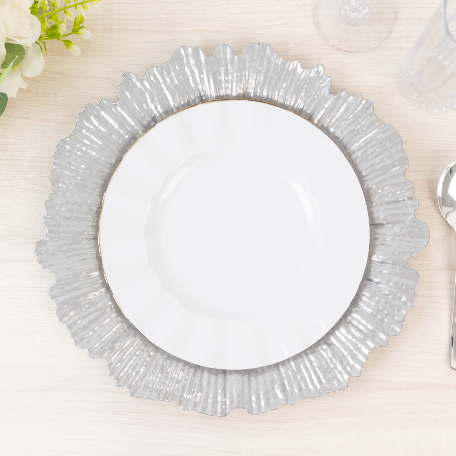 10 Pack Economy Plastic Charger Plates – 13" Silver Reef Rim Design Chargers for Weddings & Parties - Image 7