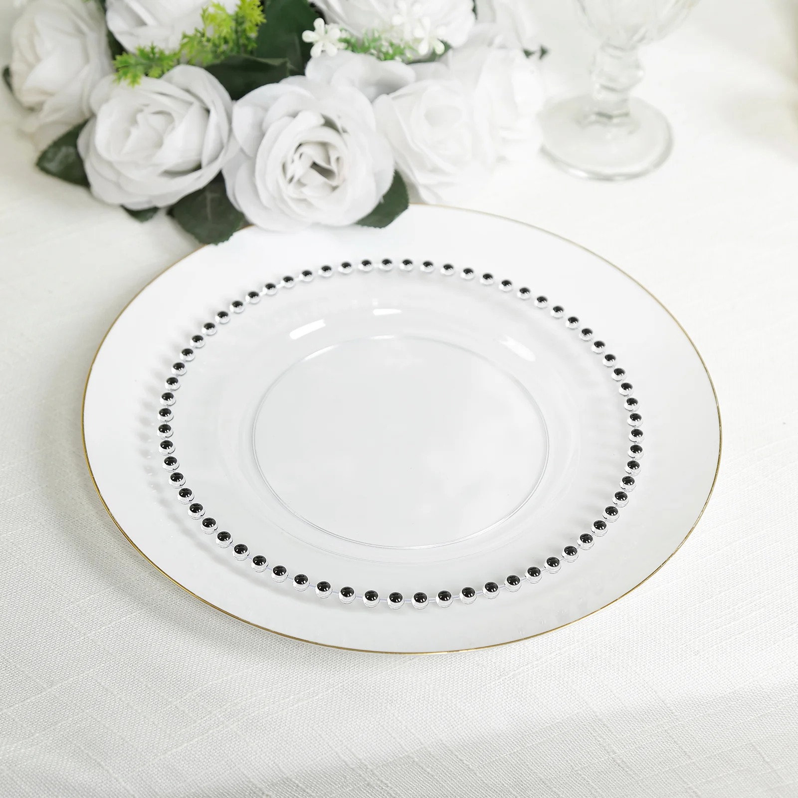10-Pack Plastic Dessert Appetizer Plates in Clear with Black Beaded Rim, Disposable Round Salad Party Plates 8"