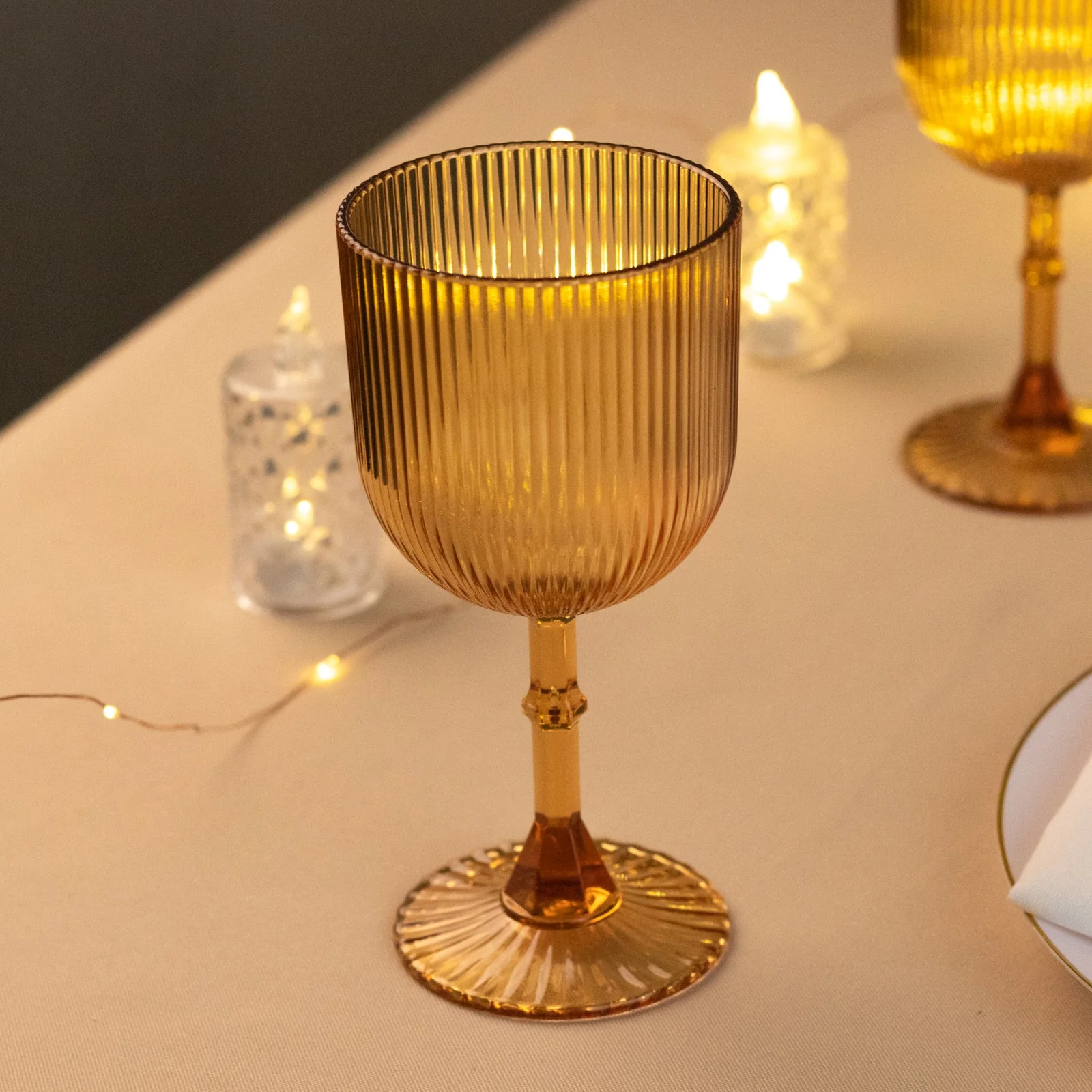 12-Pack Amber Gold Plastic Wine Glasses 9oz, Vintage Ribbed Pattern - Reusable Shatterproof Goblets - Image 6