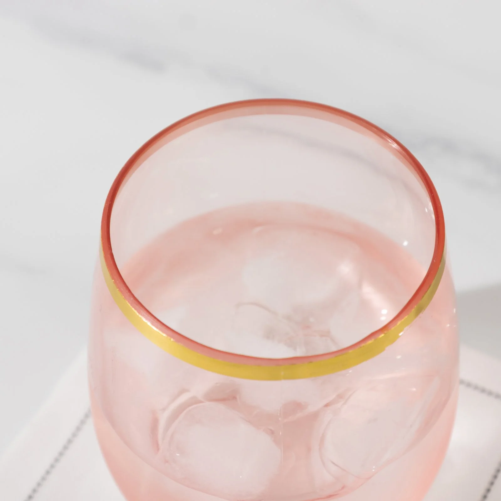 12-Pack Plastic Stemless Wine Glasses 12oz, Transparent Blush with Gold Rim - Reusable Tumblers for Events - Image 15