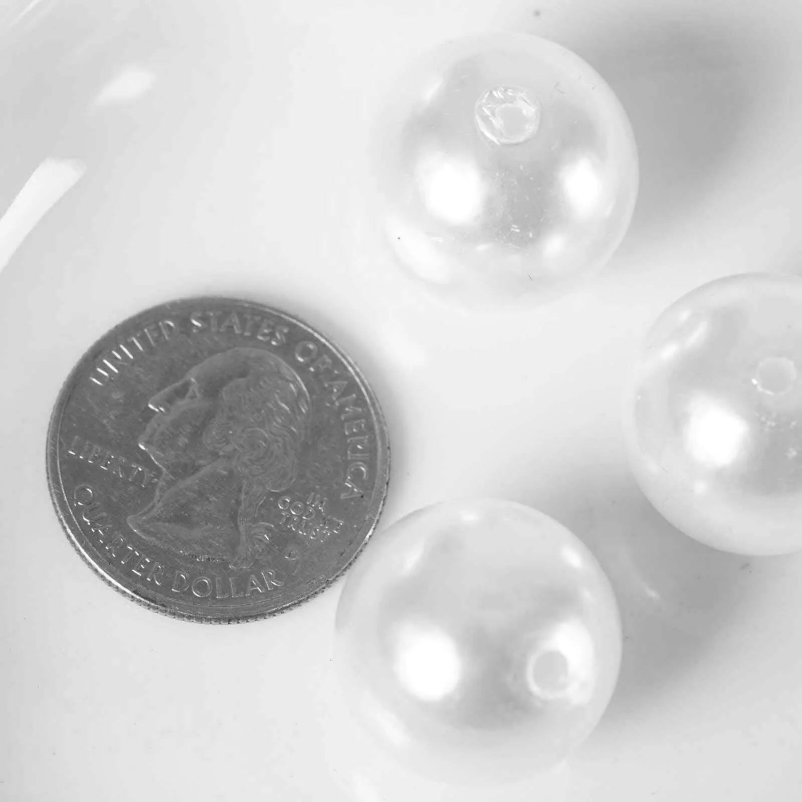 120-Pack Faux Pearl Craft Beads 20mm White with Holes - Glossy Beads for Vase Filler DIY Jewelry Craft Projects & Party Decor - Image 2