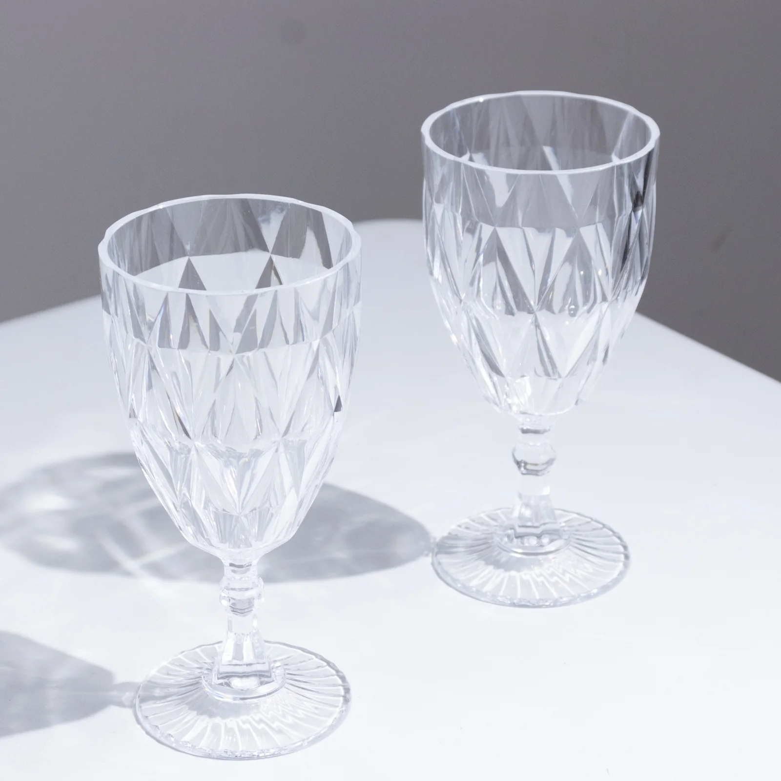 12 Pack Diamond Cut Vintage Plastic Wine Goblets – Clear 11oz Embossed Reusable Drink & Cocktail Glasses - Image 9