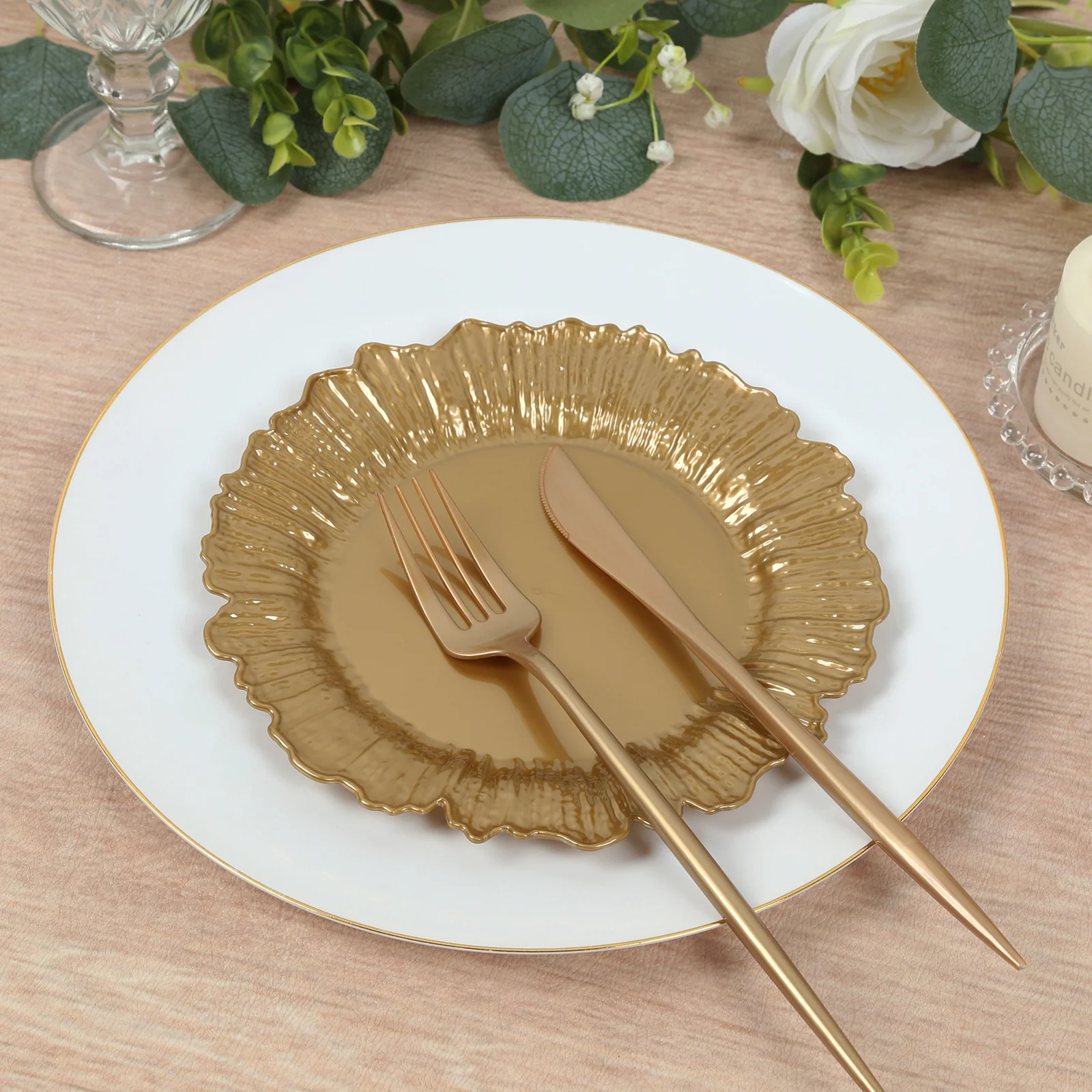 20-Pack Gold Reef Design Plastic Plates – 7" Dessert & Appetizer Party Plates – Elegant Disposable Tableware - Image 8