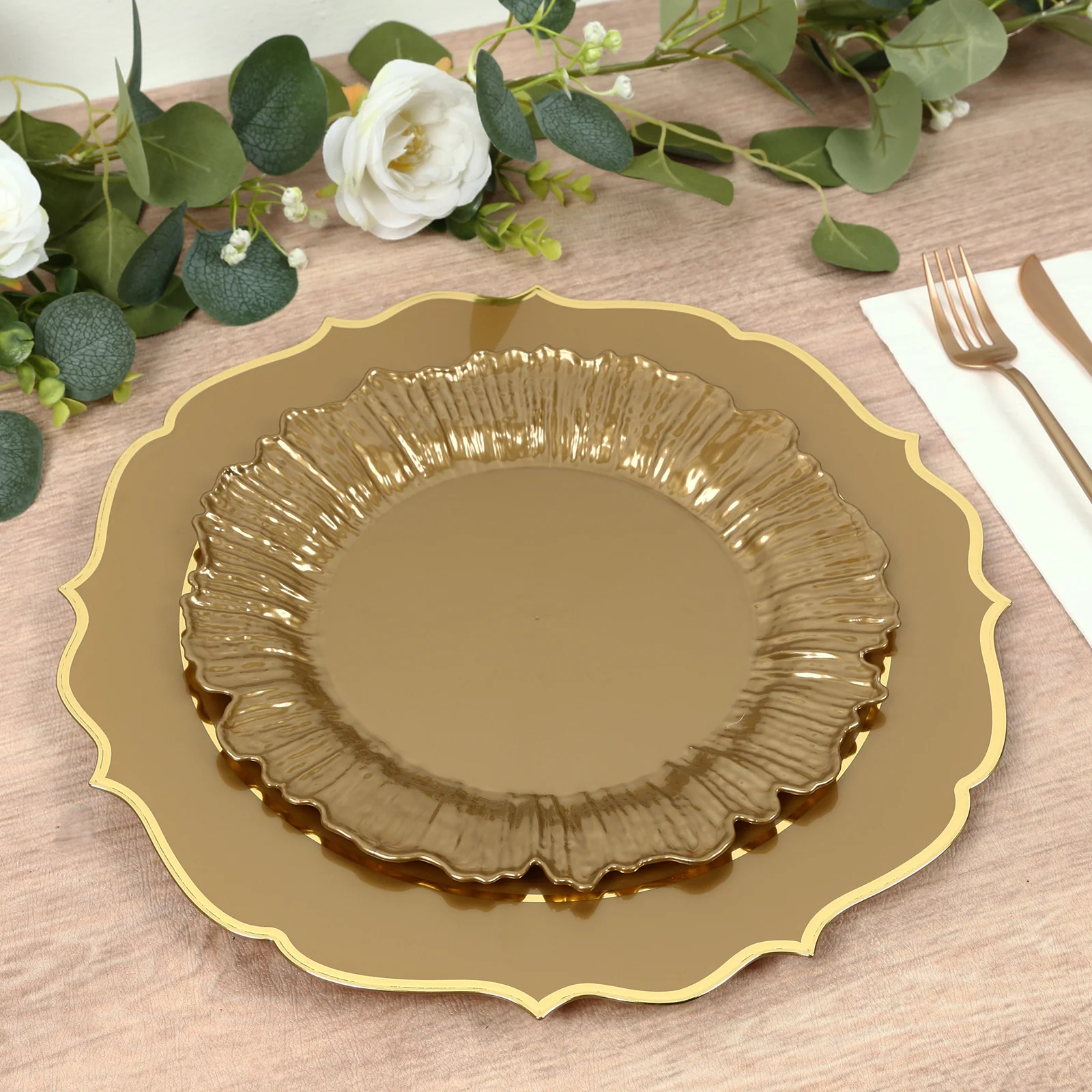 20-Pack Gold Reef Design Plastic Plates – 10" Dinner Party Plates – Elegant Disposable Tableware - Image 7