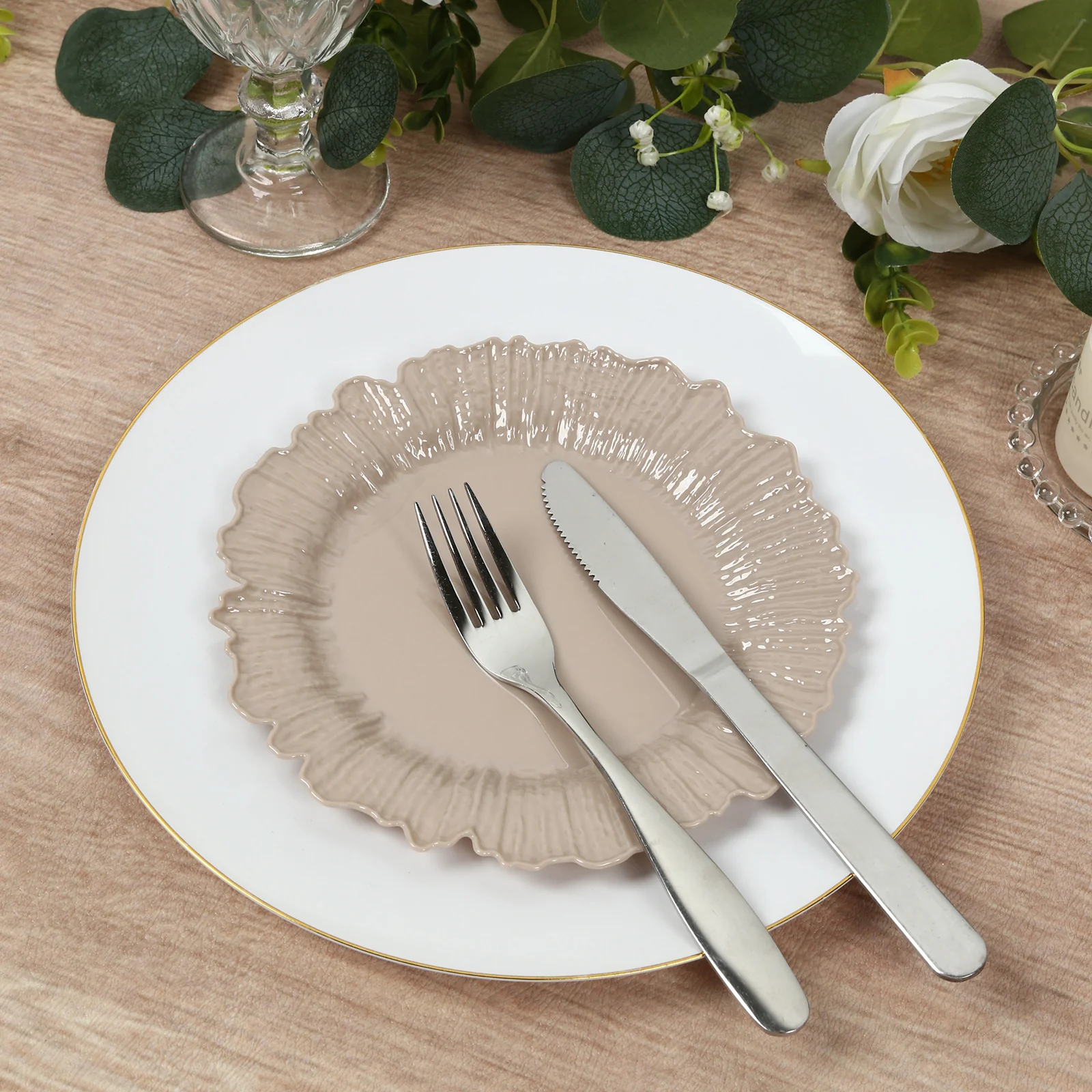 20-Pack Taupe Reef Design Plastic Plates – 7" Dessert & Appetizer Party Plates – Elegant Disposable Tableware - Image 7
