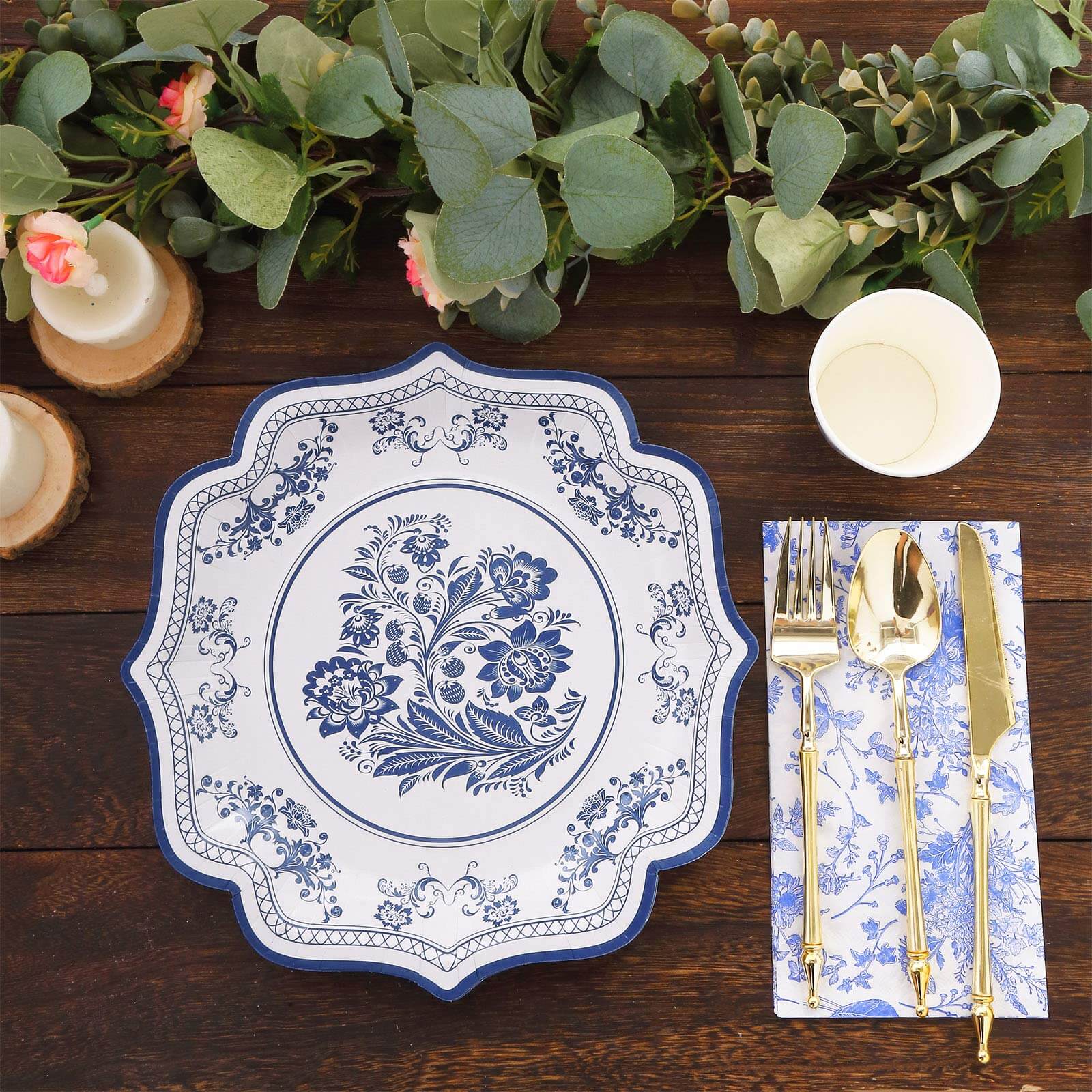 25-Pack Paper Dinner Plates 10" White Light Blue Damask Floral Print & Scallop Rim - 300GSM Disposable Floral Party Plates - Image 2