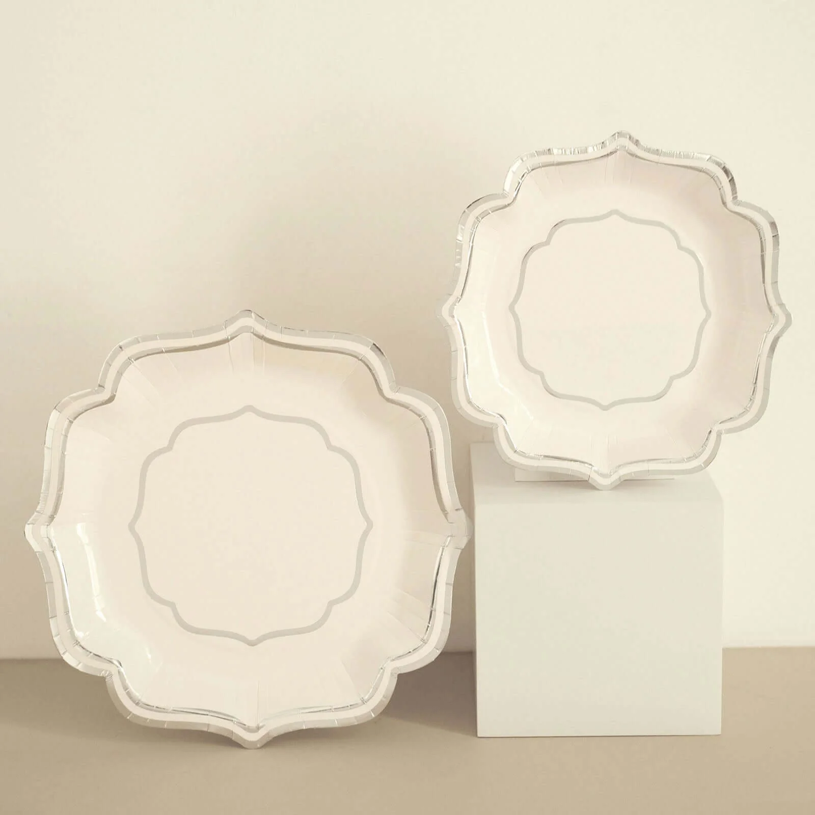 25-Pack Paper Dinner Plates 10" White with Silver Scallop Rim - 300GSM Disposable Party Plates - Image 12