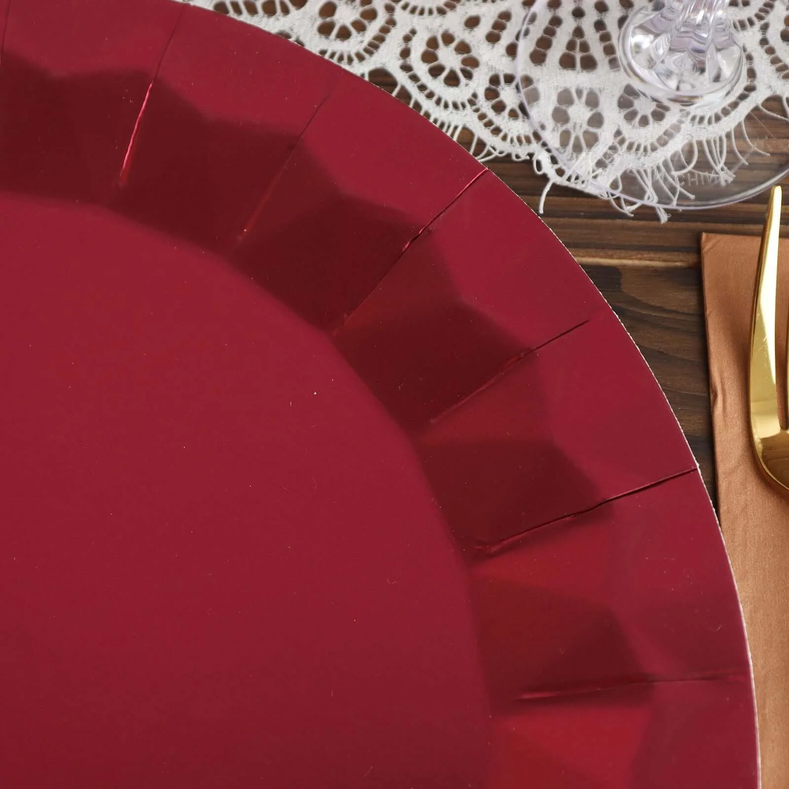 25-Pack Paper Round Charger Plates 12" Burgundy with Geometric Prism Design - 400GSM Disposable Serving Trays - Image 14