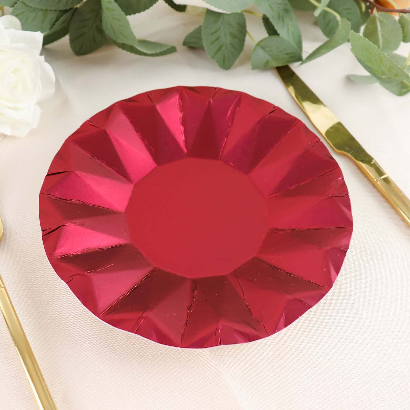 25-Pack Paper Round Dessert Plates 7" Burgundy with Geometric Prism Rim - 400GSM Disposable Appetizer Salad Plates - Image 6