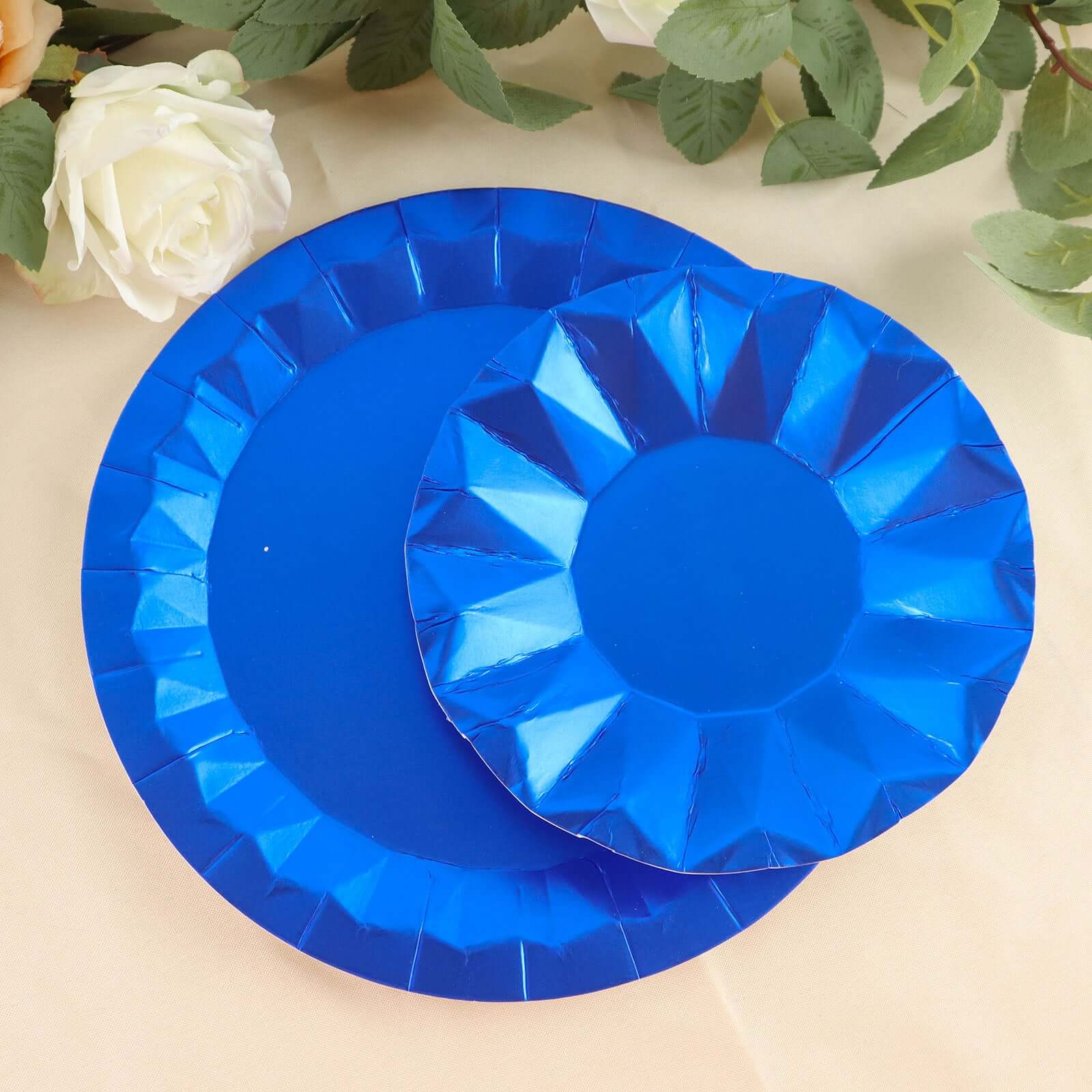 25-Pack Paper Round Dessert Plates 7" Royal Blue with Geometric Prism Rim - 400GSM Disposable Appetizer Salad Plates - Image 10