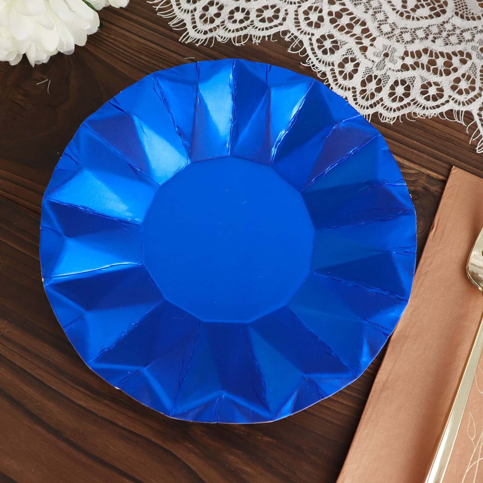 25-Pack Paper Round Dessert Plates 7" Royal Blue with Geometric Prism Rim - 400GSM Disposable Appetizer Salad Plates - Image 11