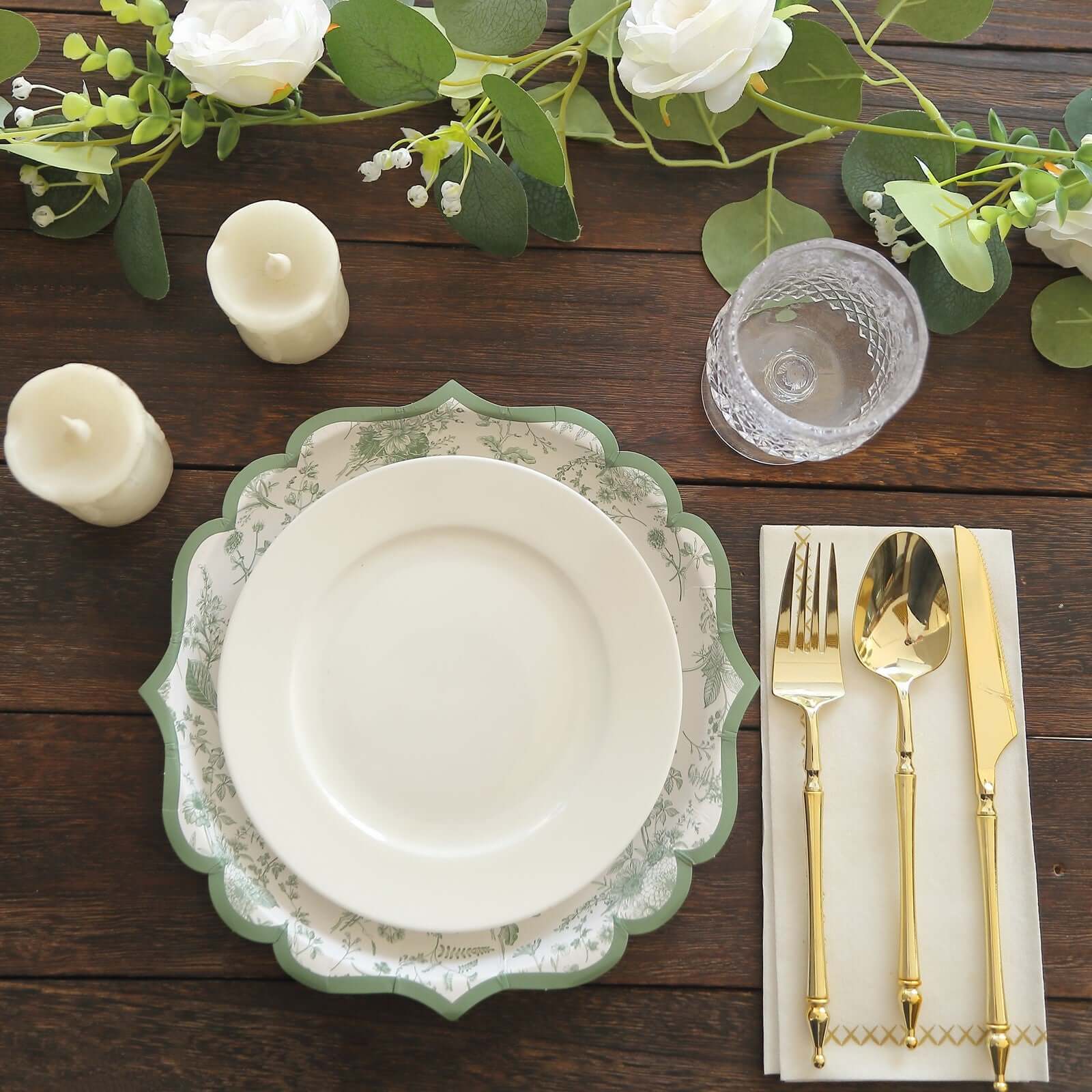 25-Pack Paper Dinner Plates 10" White with Sage Green French Toile Design & Scalloped Rim - 300GSM Disposable Party Plates - Image 7
