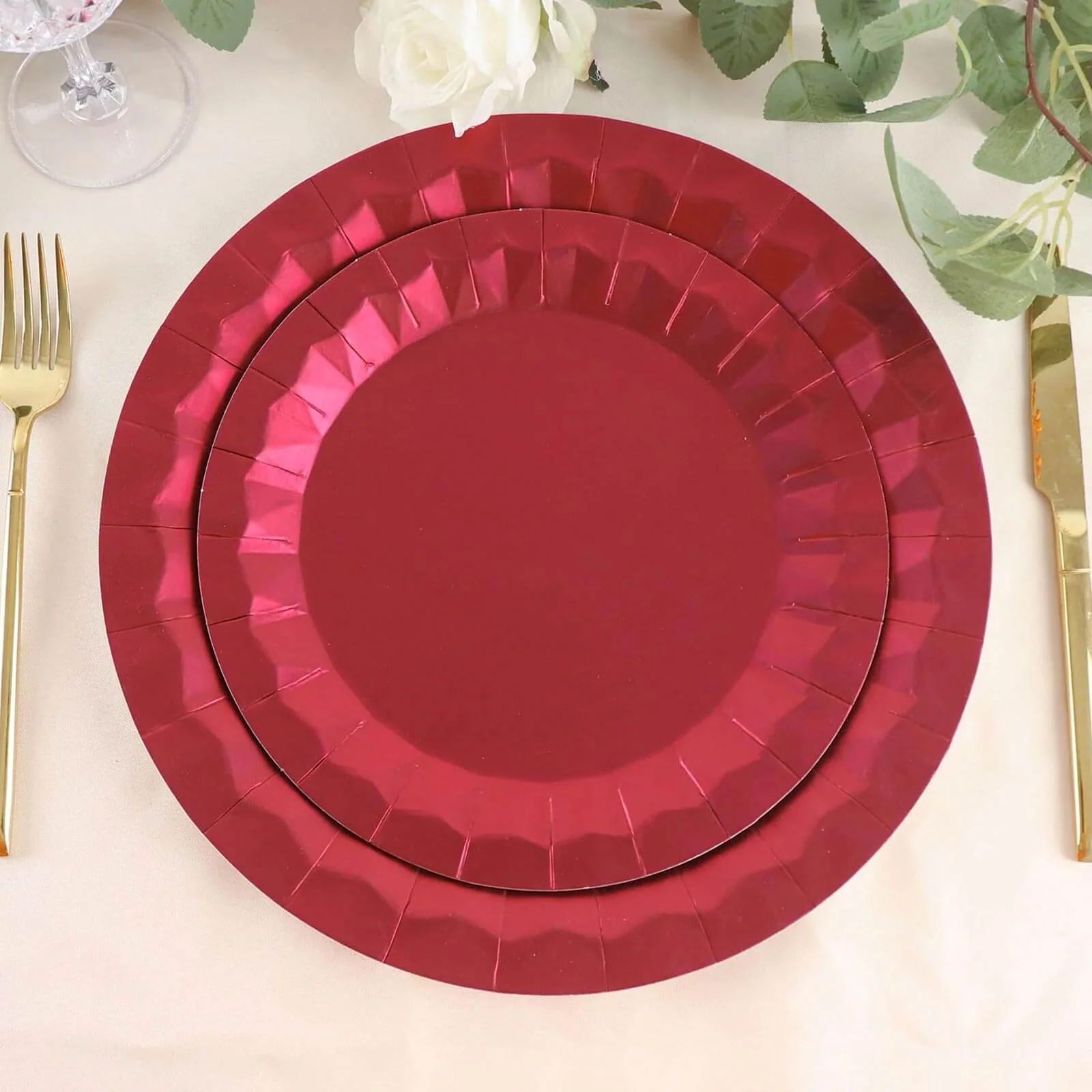 25-Pack Paper Round Dinner Plates 9" Burgundy with Geometric Prism Rim - 400GSM Disposable Party Plates