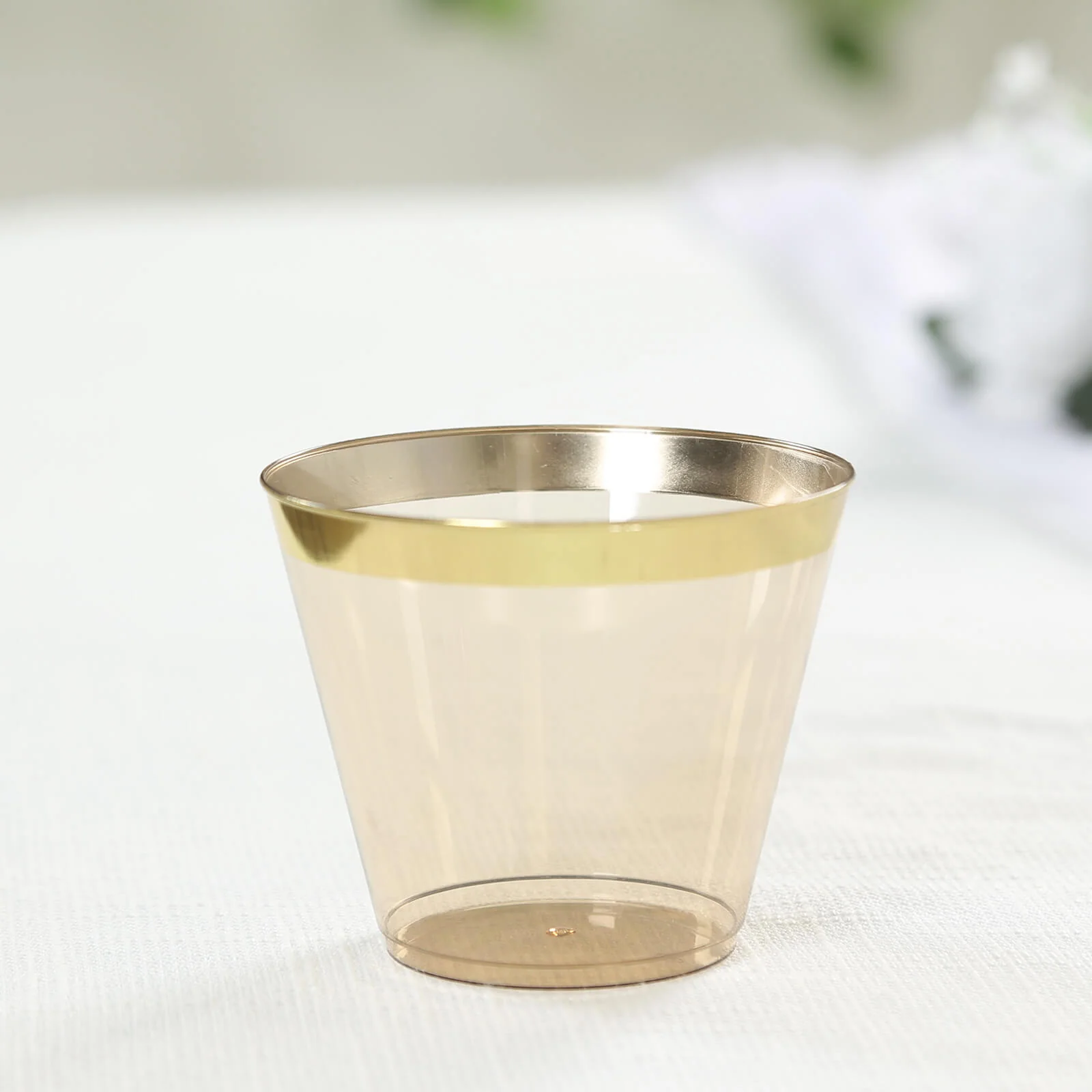 25-Pack Plastic Party Cups 9oz Amber Gold Crystal with Gold Rim - Short Disposable Drink Tumblers