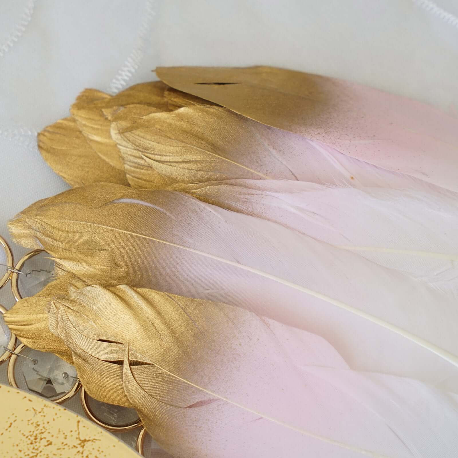 30-Pack Real Goose Feathers Dual Tone Metallic Gold Tip Design Blush White - Craft Feathers for Party Decorations - Image 9