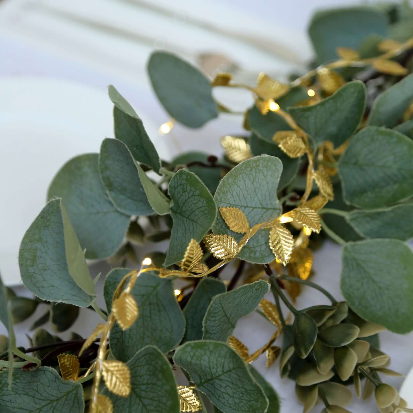 40 LED Garland Vine Lights 15ft Rose Leaf Design Metallic Gold Warm White - Battery Operated Decorative Lights - Image 8