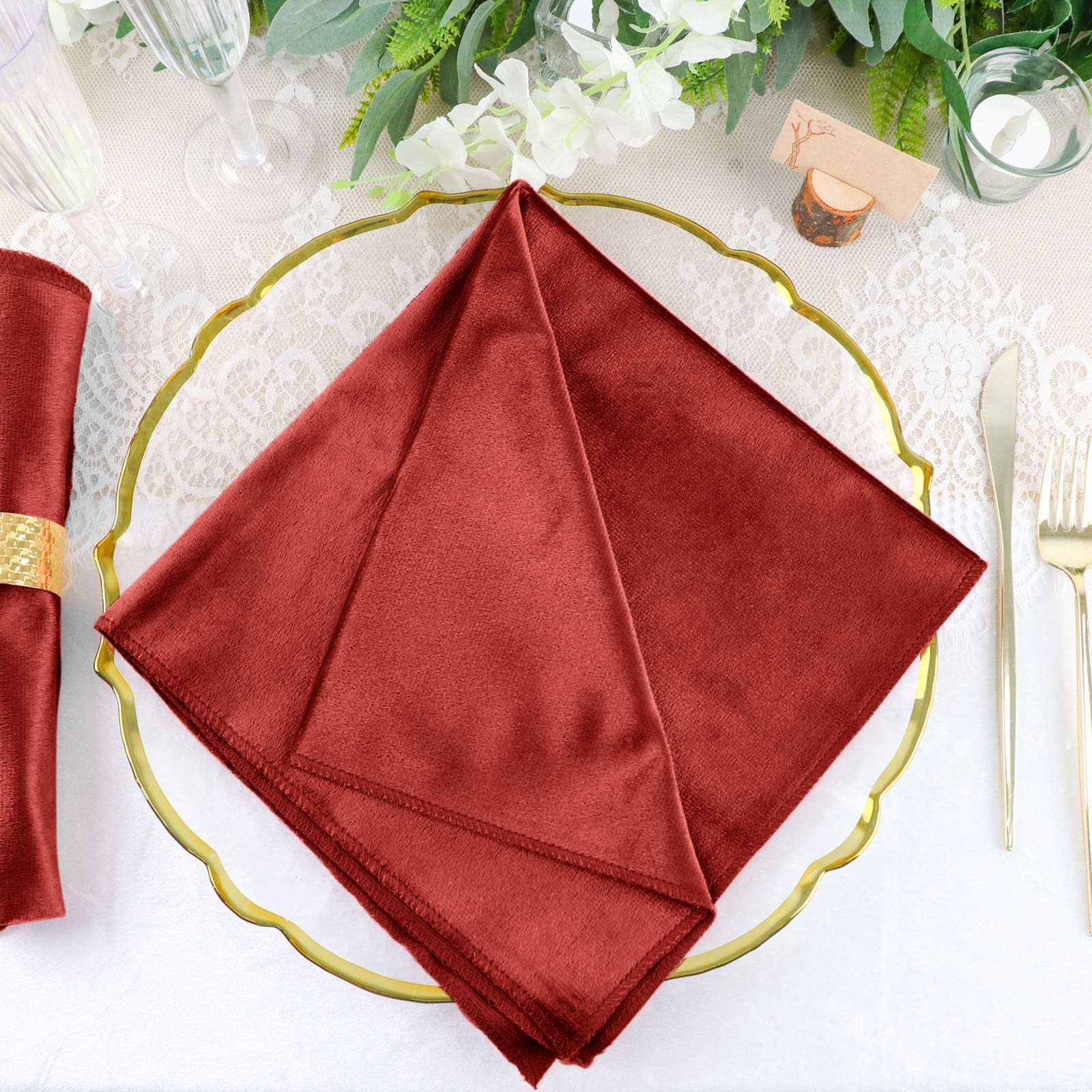5 Pack Premium Velvet Napkins 20"x20" Red - Soft Sheen Finish Dinner Napkins - Image 3