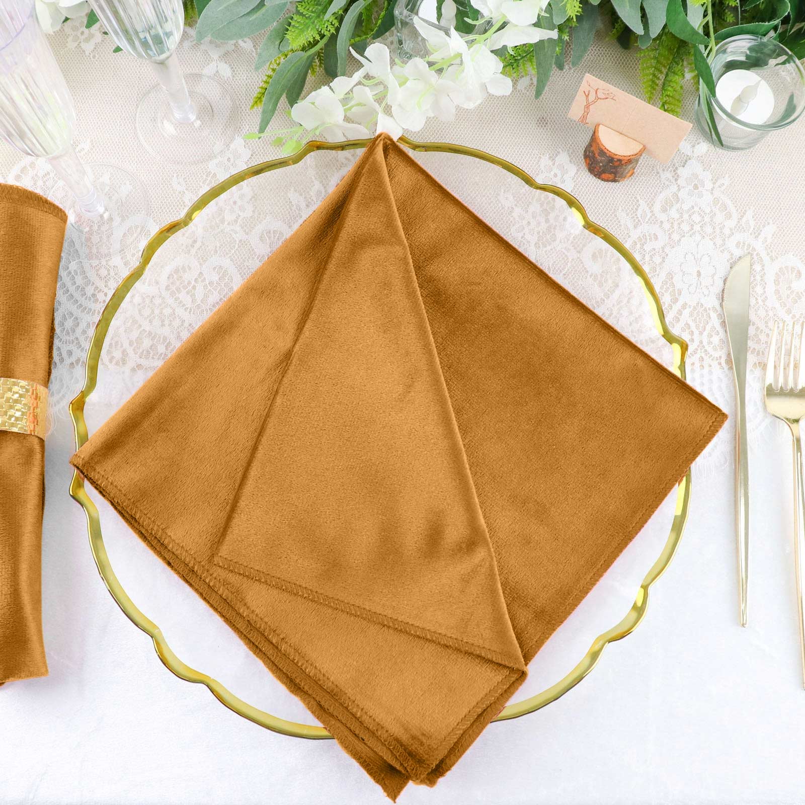 5 Pack Premium Velvet Napkins 20"x20" Gold - Soft Sheen Finish Dinner Napkins for Luxe Weddings, Banquets & Parties - Image 3