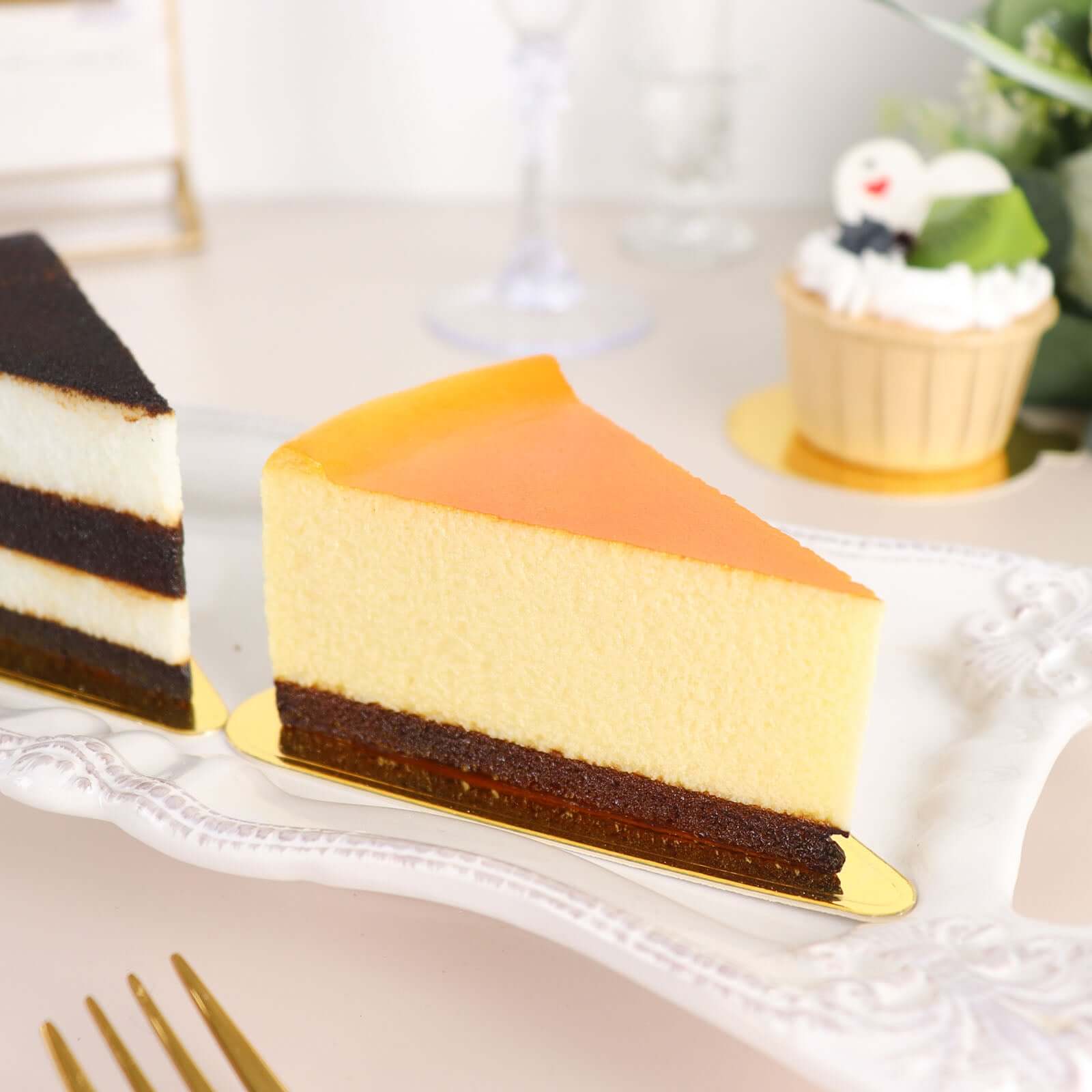 50-Pack Triangle Cake Boards 2.8"x 4.5" Gold Cardboard - Food Grade Mini Paper Trays Dessert Base for Pastries Cupcakes & Cake Slices - Image 12