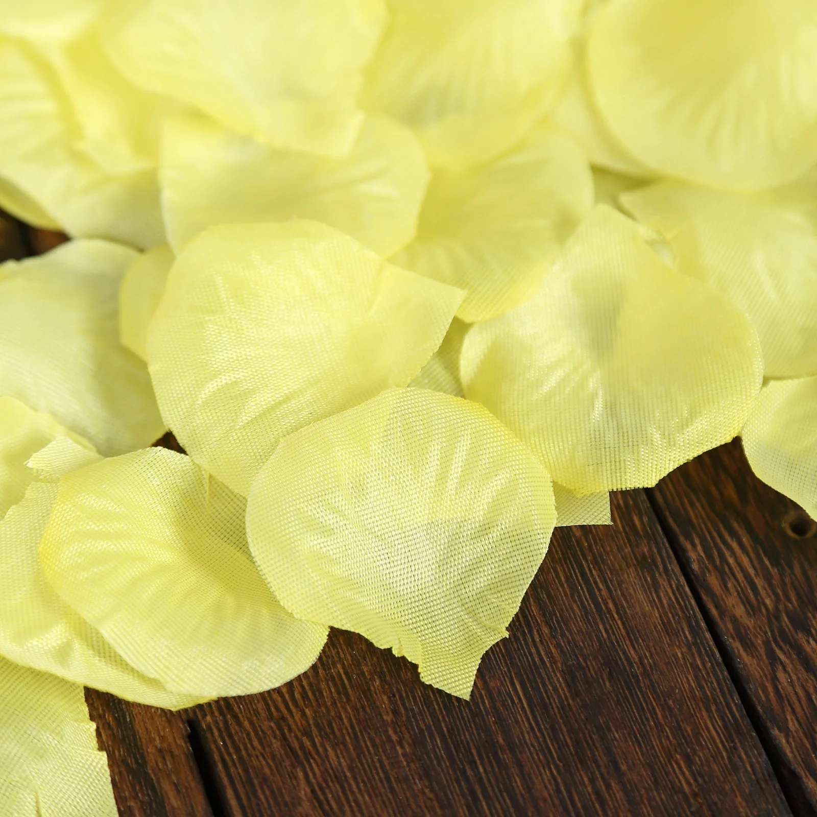 500-Pack Silk Rose Petals Confetti Yellow Round Design - Decorative Table Scatters - Image 11