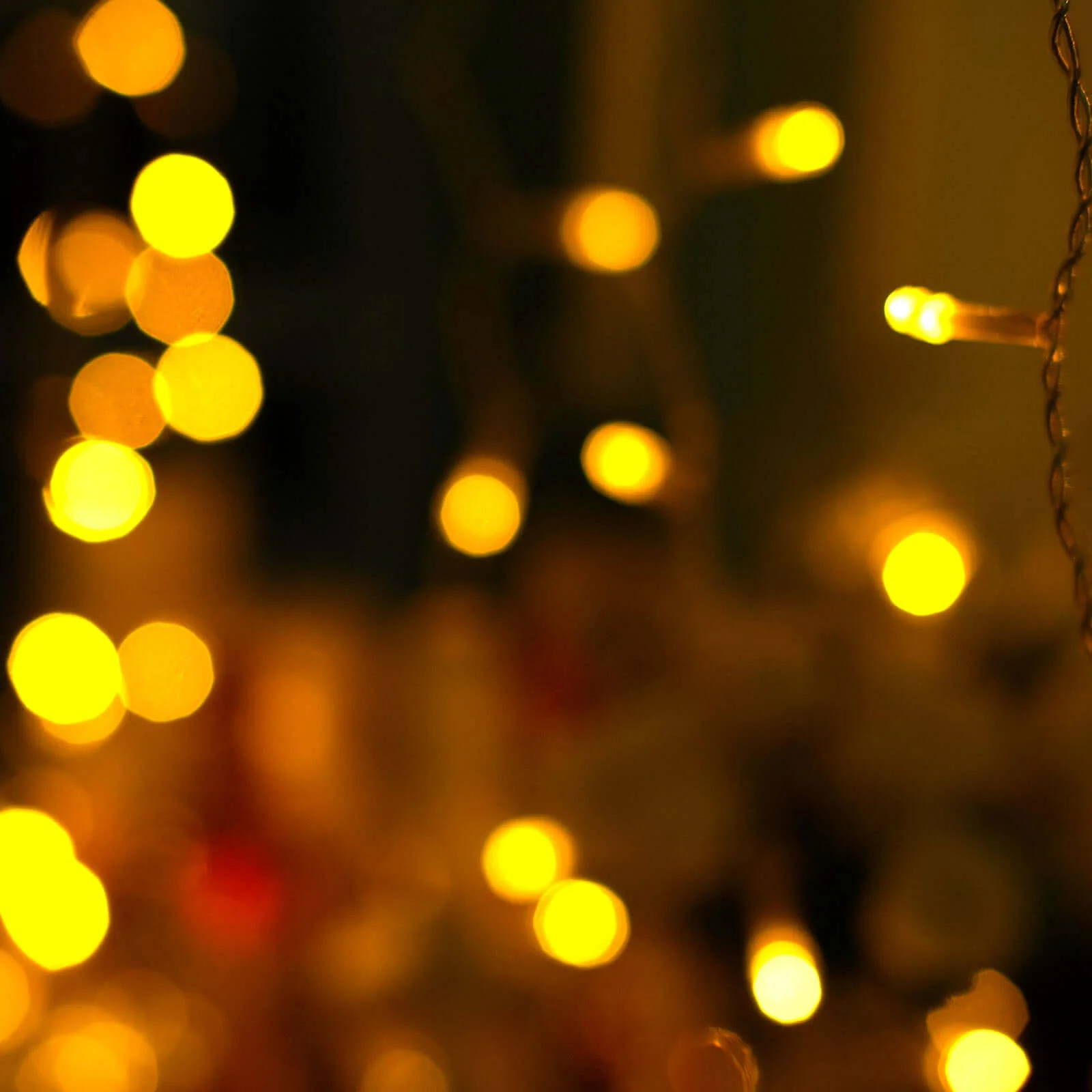 Warm White 192 LED Icicle Curtain Fairy String Lights with 8 Modes 5ftx8ft - Image 7