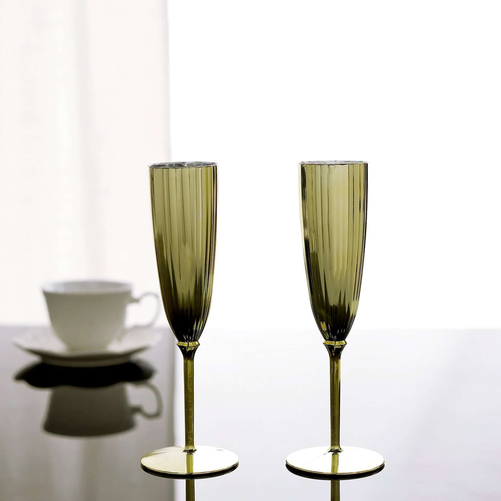6-Pack Plastic Champagne Flutes 5oz Metallic Gold - Stylish Disposable Champagne Glasses for Cocktail Parties & Receptions - Image 6