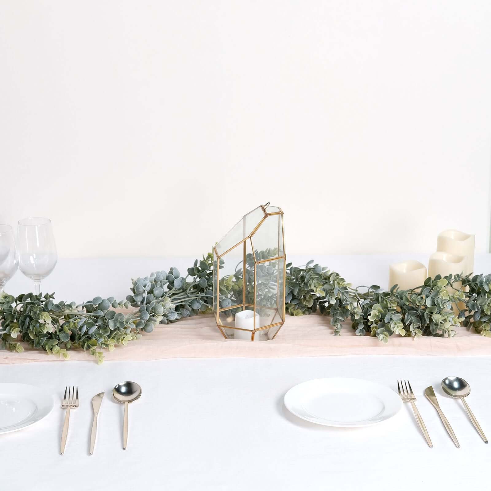 Lifelike Frosted Green Artificial Eucalyptus Leaf Garland Plant, Waterproof Faux Hanging Vine 6ft