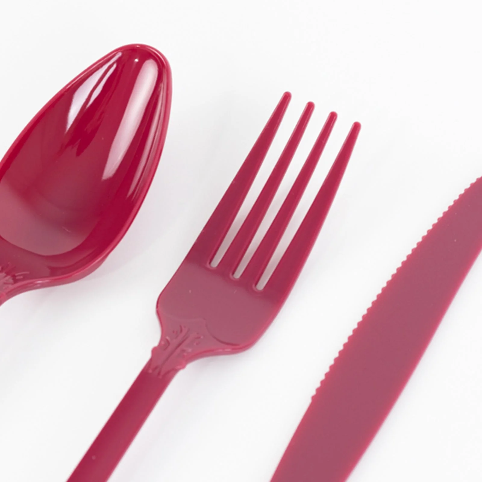 72 Pcs Plastic Silverware Set Burgundy in Baroque Style - Heavy Duty Disposable Knife, Fork, and Spoon Set - Image 10
