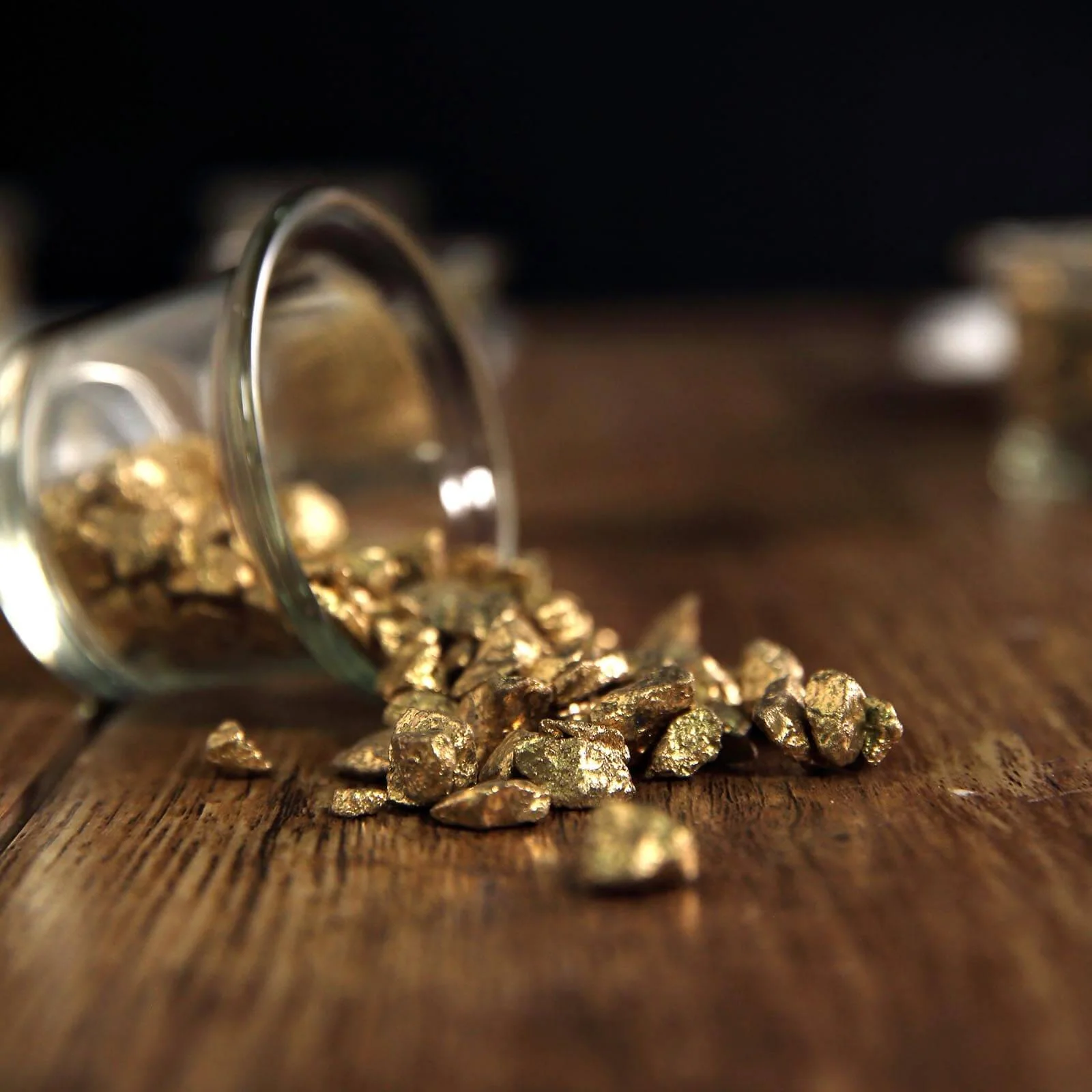 Decorative Stones Polished Metallic Gold 2Lb - Perfect Vase Fillers, Landscaping Rocks, and Aquarium Gravels - Image 7