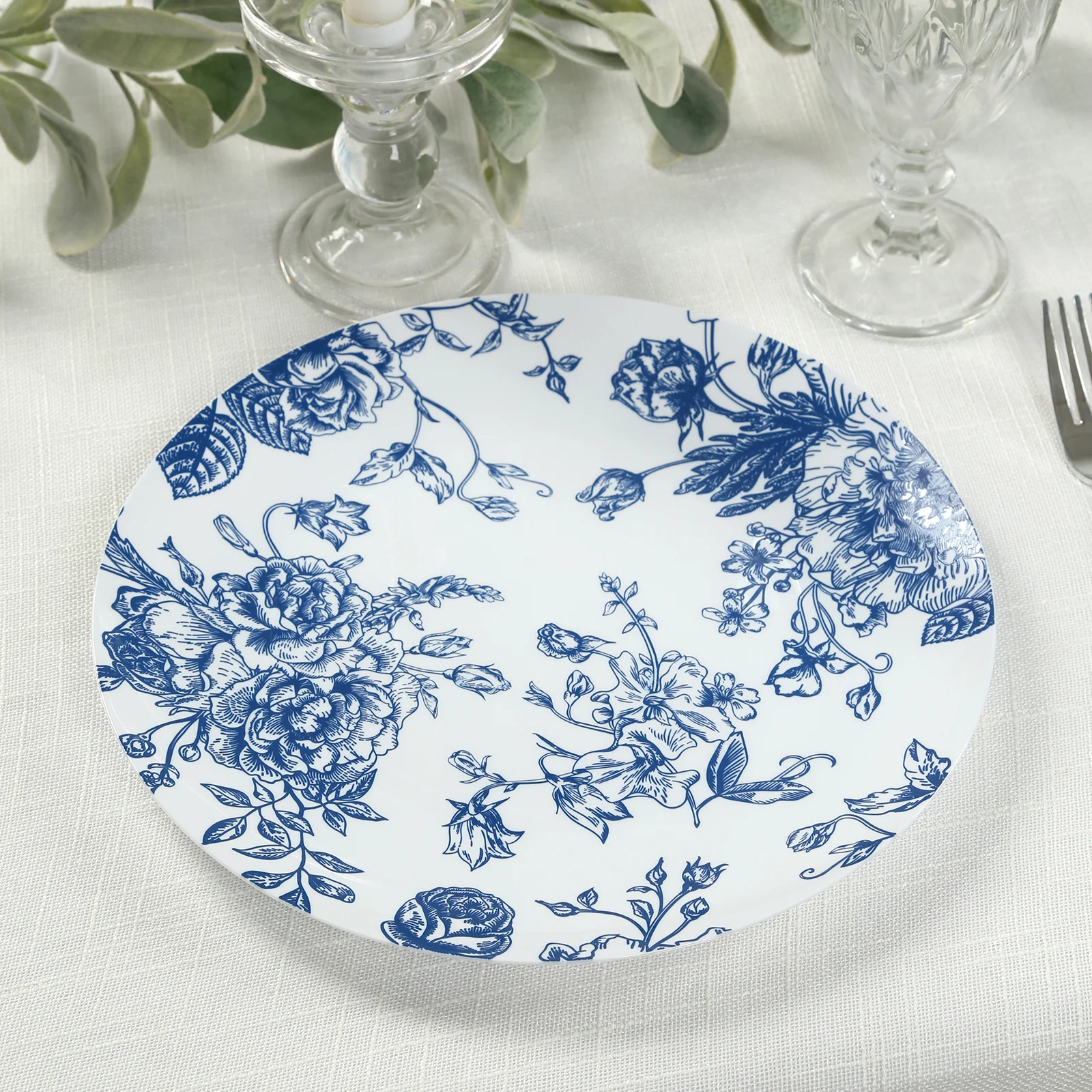 10-Pack French Toile Plastic Dinner Plates – Blue & White Floral, 10" Round Disposable Party Plates - Image 9