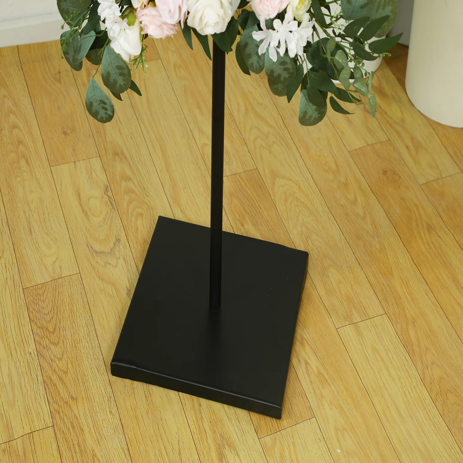 Heavy-Duty Black Metal Floor Easel Stand - Adjustable 5.5ft Display Easel for Paintings, Frames & Artwork - Image 6