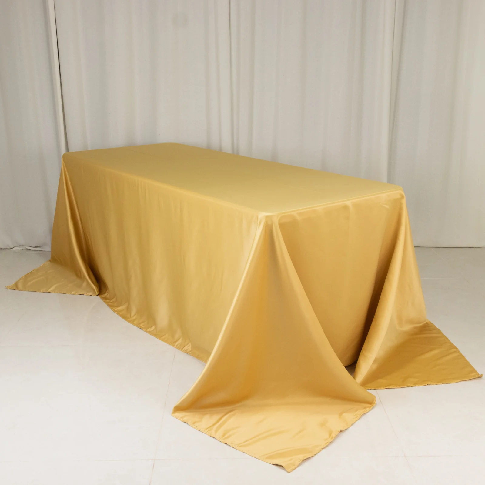 Lamour Satin Rectangle Tablecloth 90"x132" Champagne - Seamless Table Cover