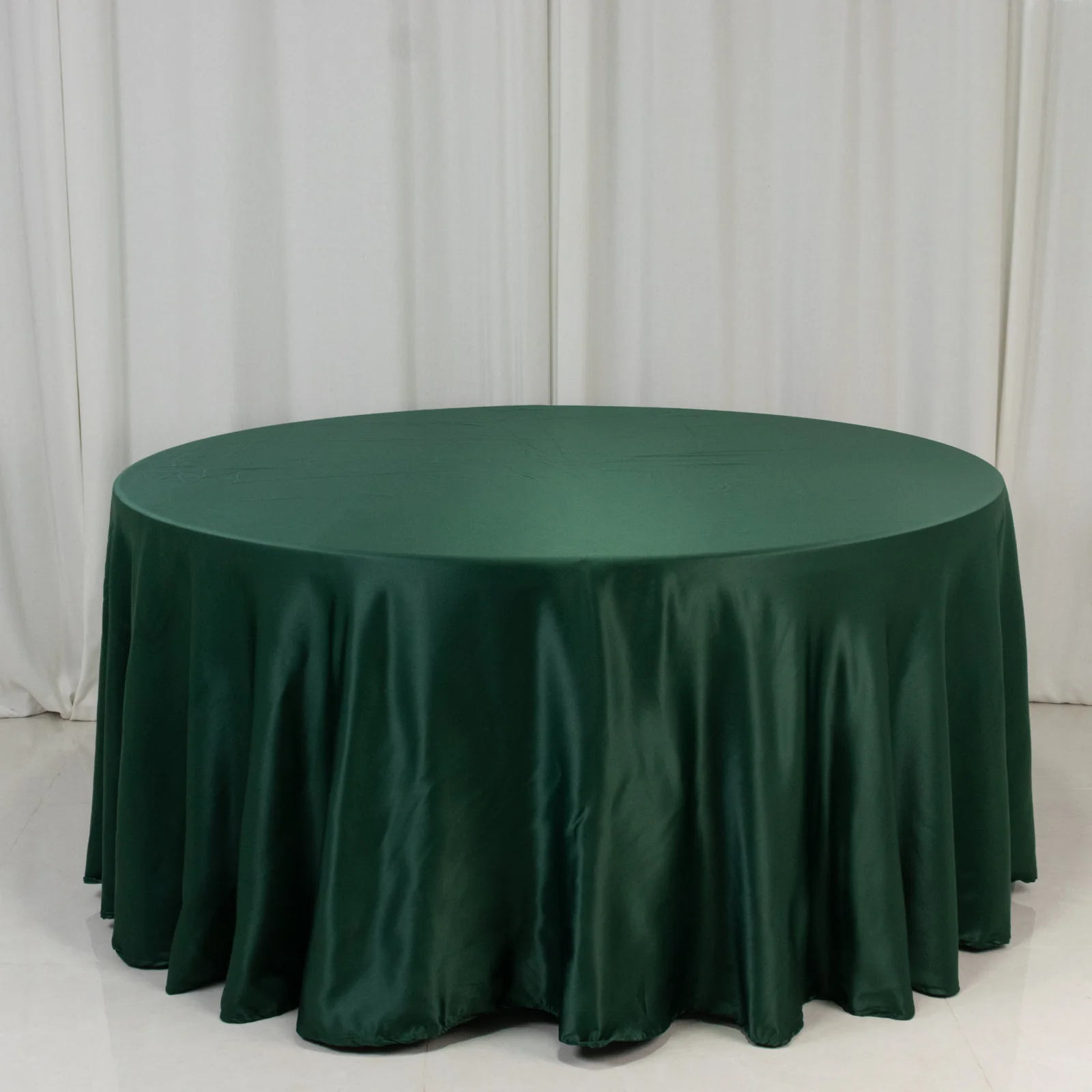 Lamour Satin Round Tablecloth 120" Hunter Emerald Green - Seamless Table Cover