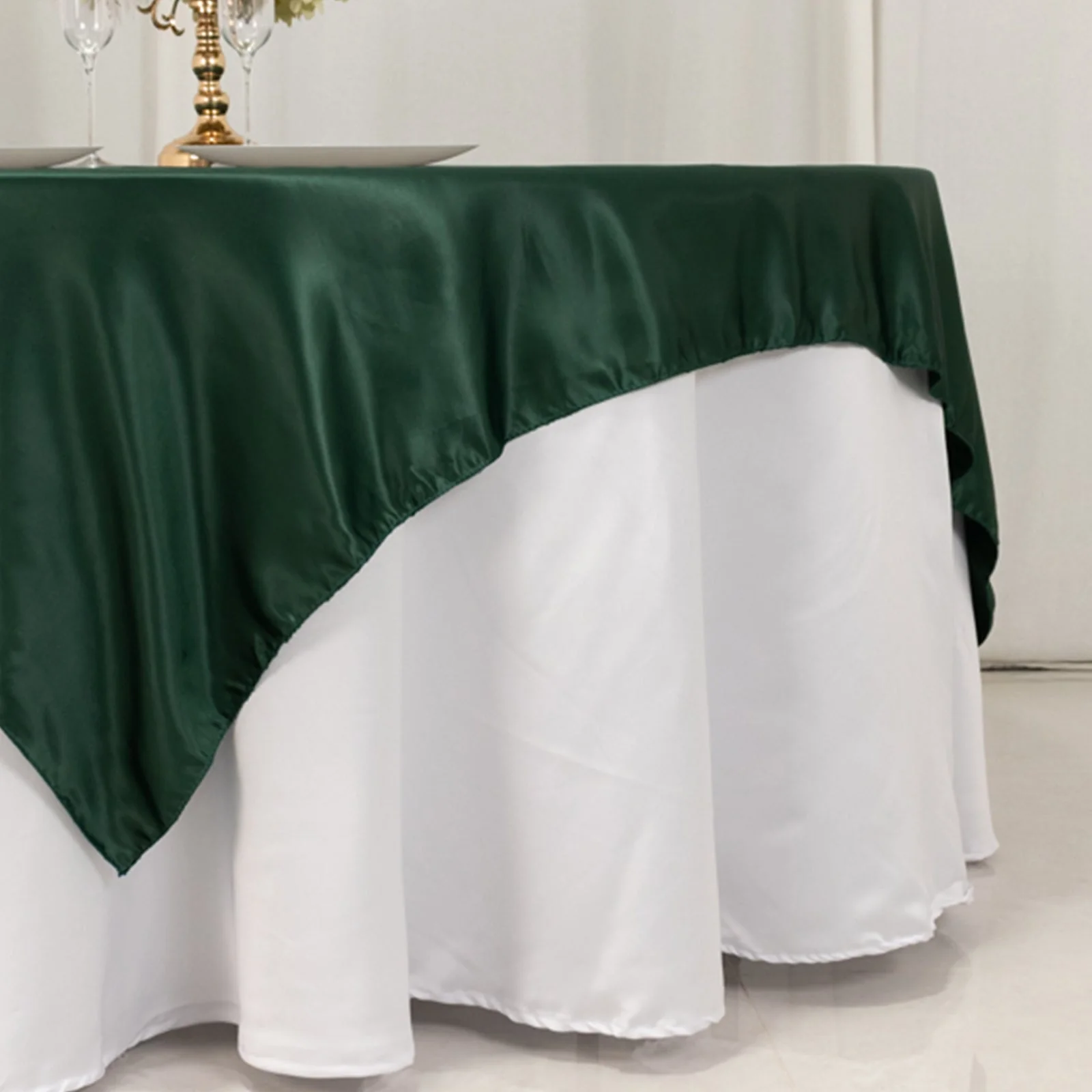 Lamour Satin Table Overlay 72"x72" Hunter Emerald Green with Smooth Finish - Image 2