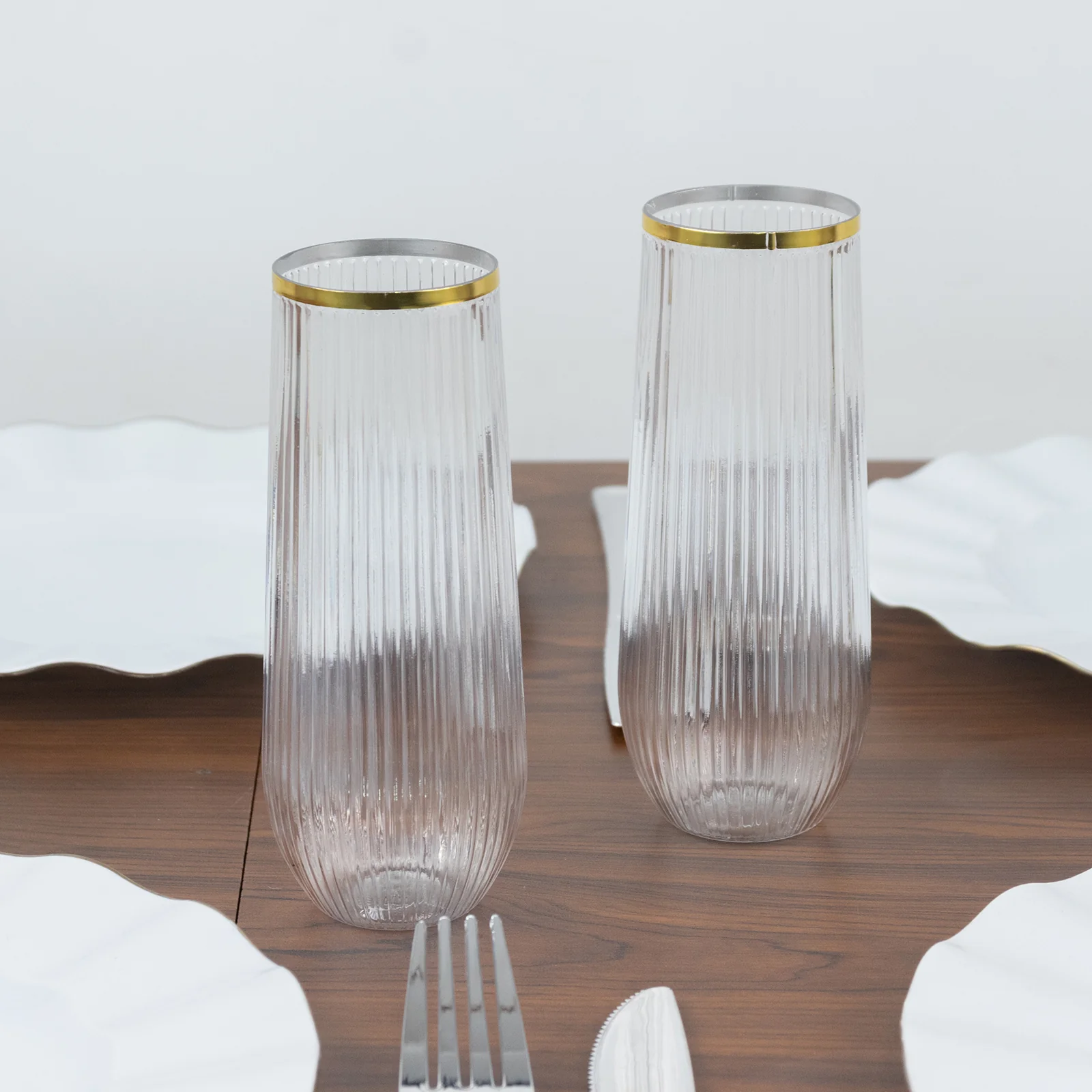 12 Pack Stemless Plastic Champagne Flutes – 9oz Clear Gold Rim – Ribbed Reusable Lightweight Disposable Toasting Glasses - Image 6