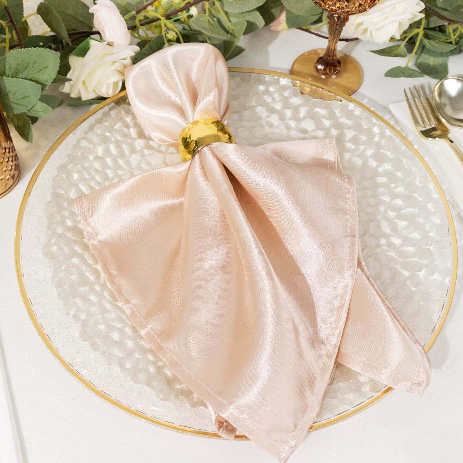 10-Pack Economy Plastic Charger Plates 13" Round Clear Hammered Design with Glittered Gold Rim - Decorative Dinner Party Serving Plates - Image 2