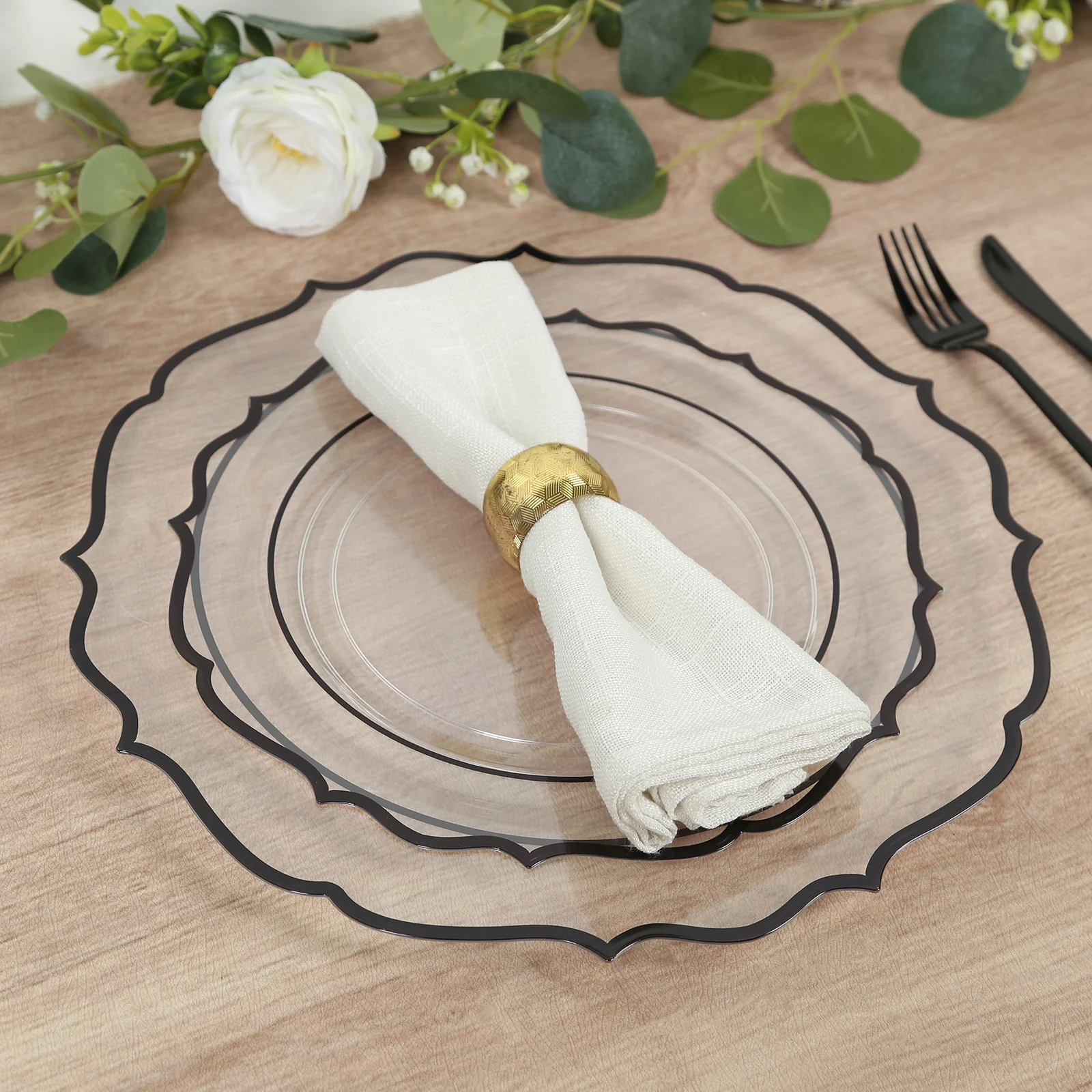 10-Pack Plastic Round Dinner Plates 10" Clear with Black Scalloped Rim - Disposable Party Plates - Image 8