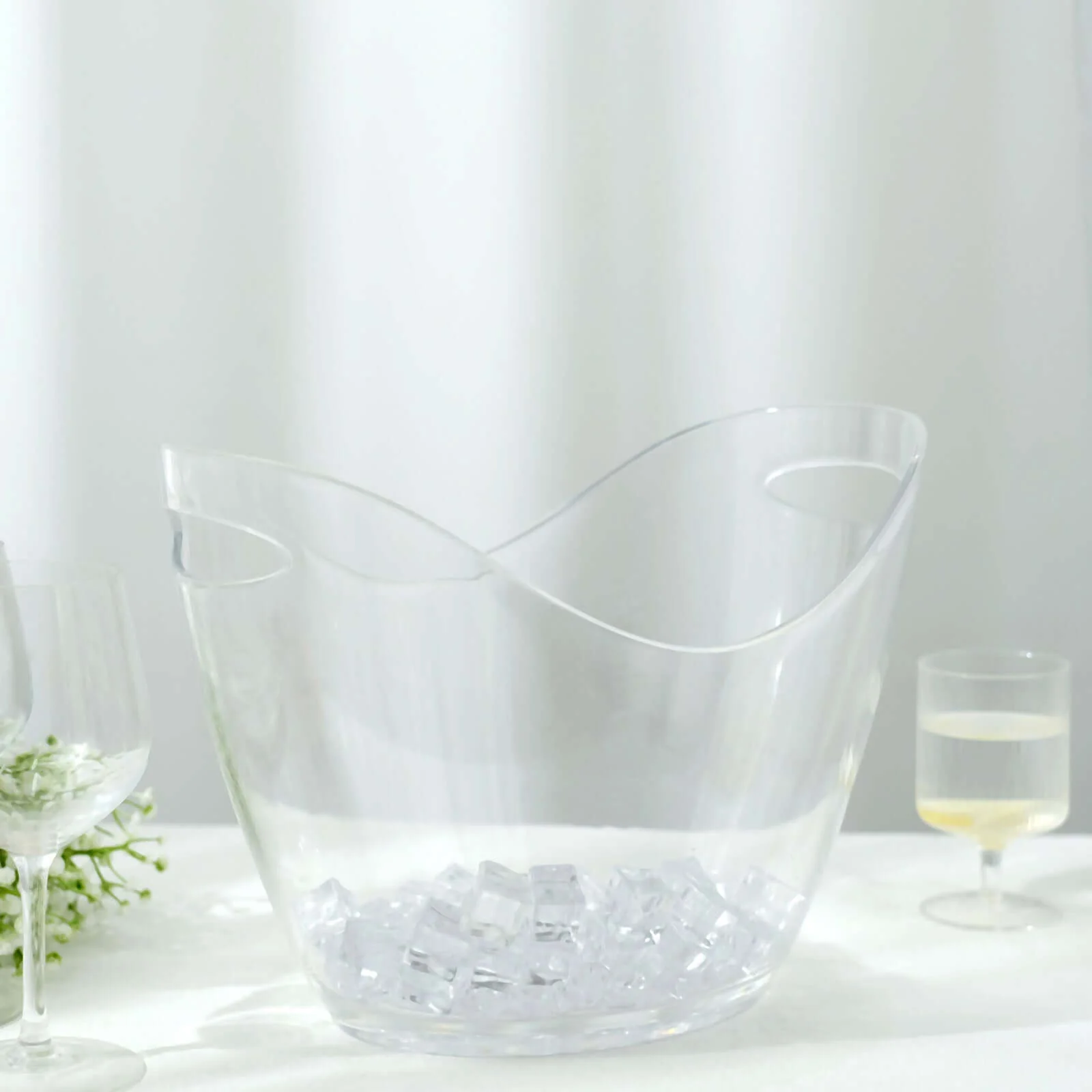 Plastic Ice and Drinks Bucket 7 Liter Clear Curved Boat Shape - Image 2