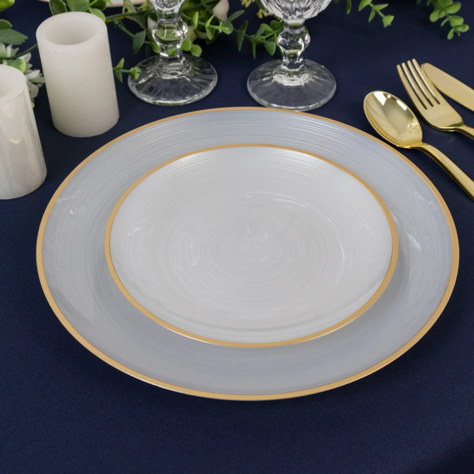 20-Pack Plastic Dinner Plates 10" Round Transparent Pearl White Swirl with Gold Rim – Crystal-Like Elegant Party Plates - Image 7