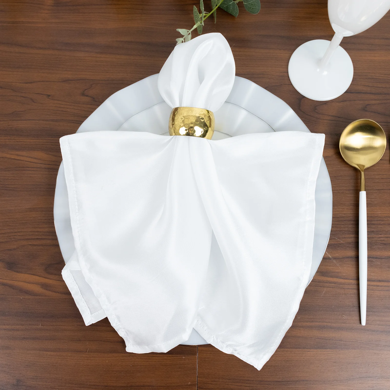 10-Pack Plastic Round Dessert Plates 6" Pearl White Ruffled Rim with Gold Edging - Heavy Duty Disposable Salad Appetizer Dinnerware - Image 9