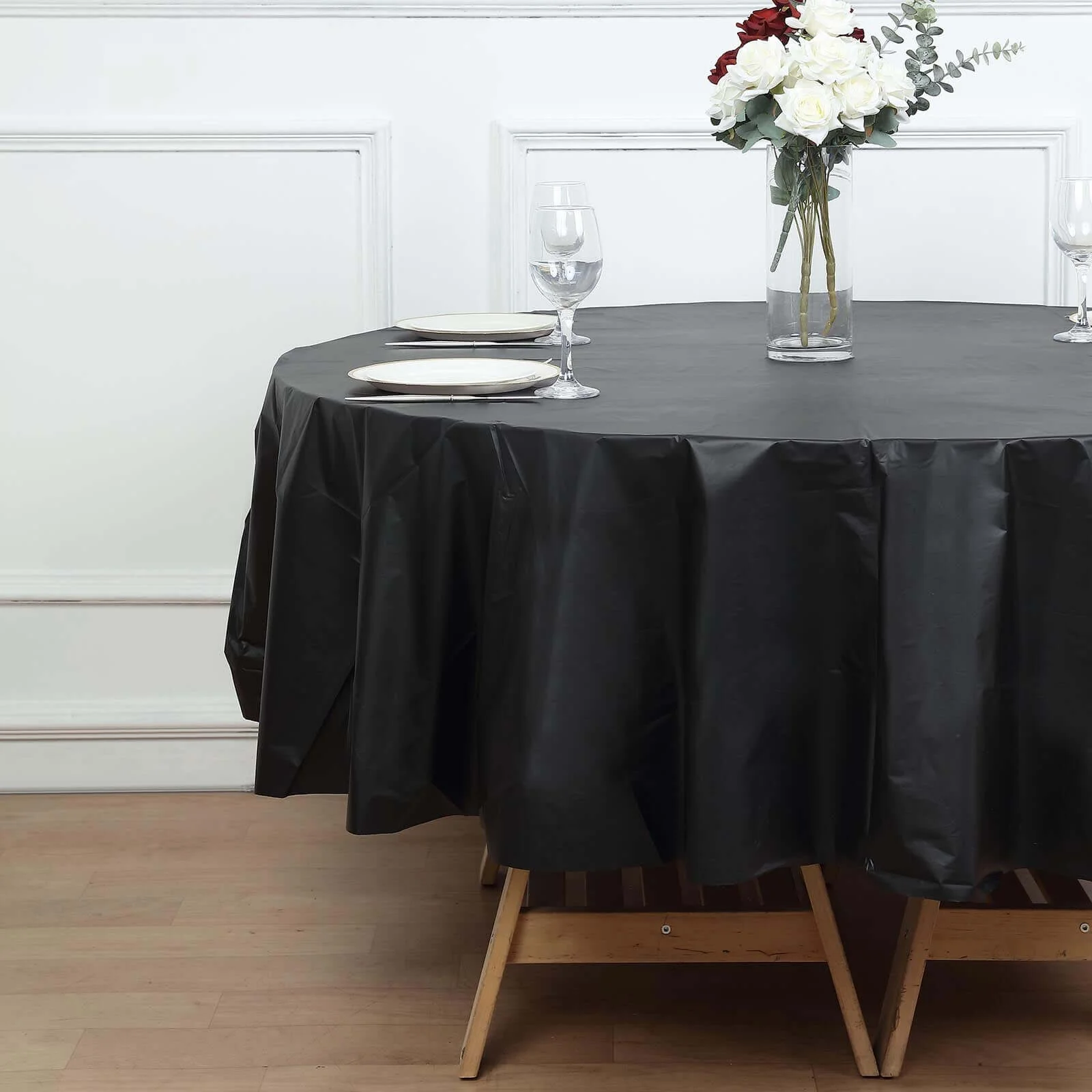 5-Pack Plastic Table Covers 84" Black Round - PVC Waterproof Disposable Covers - Image 3