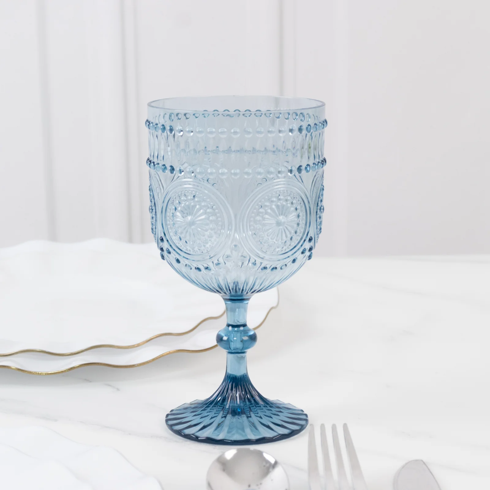 12 Pack Plastic Wine Goblets, 15oz Reusable Shatterproof Dusty Blue Vintage Drinkware – Embossed Floral Pattern Decorative Cups - Image 9